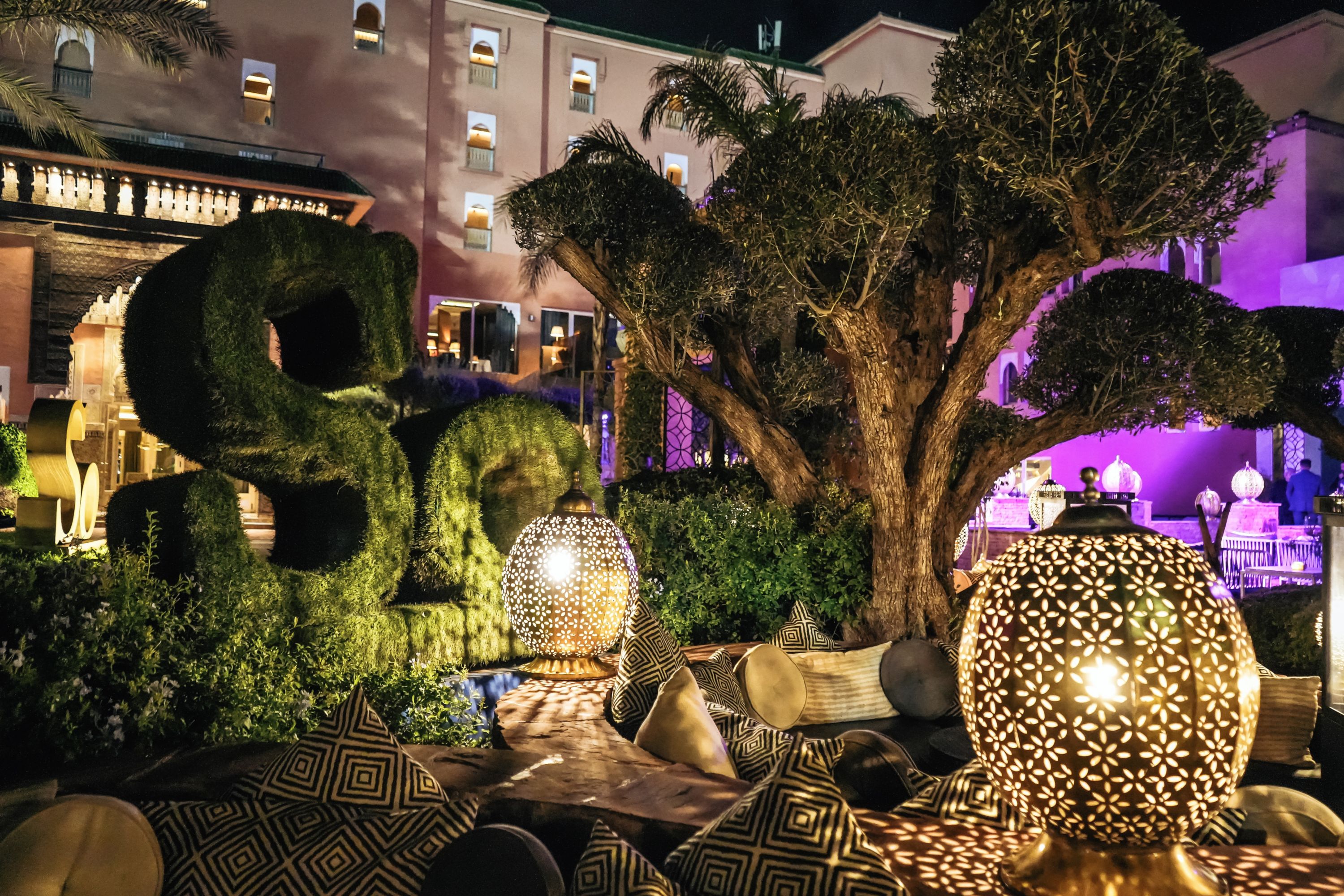 Evening ambiance at SO/ Hotel