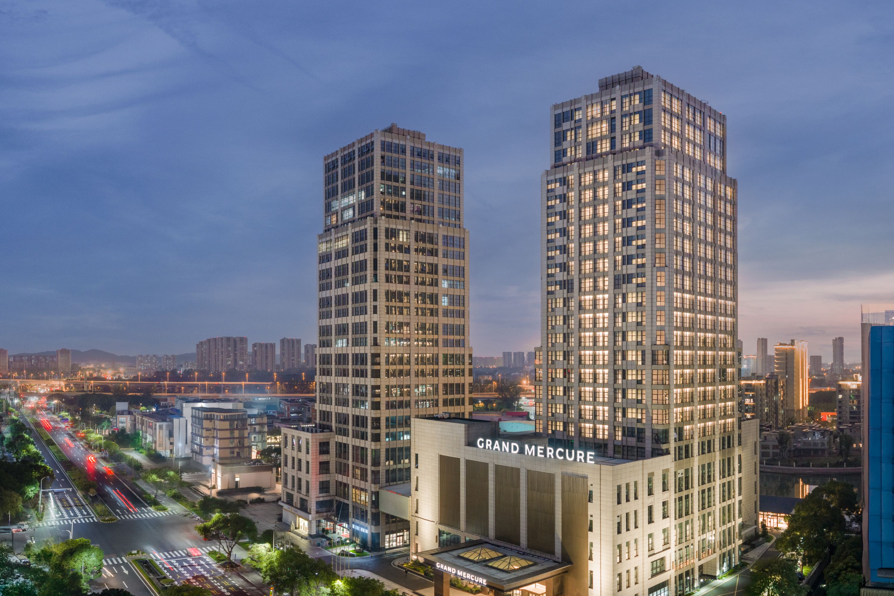 Grand Mercure Wuxi Huishan - China