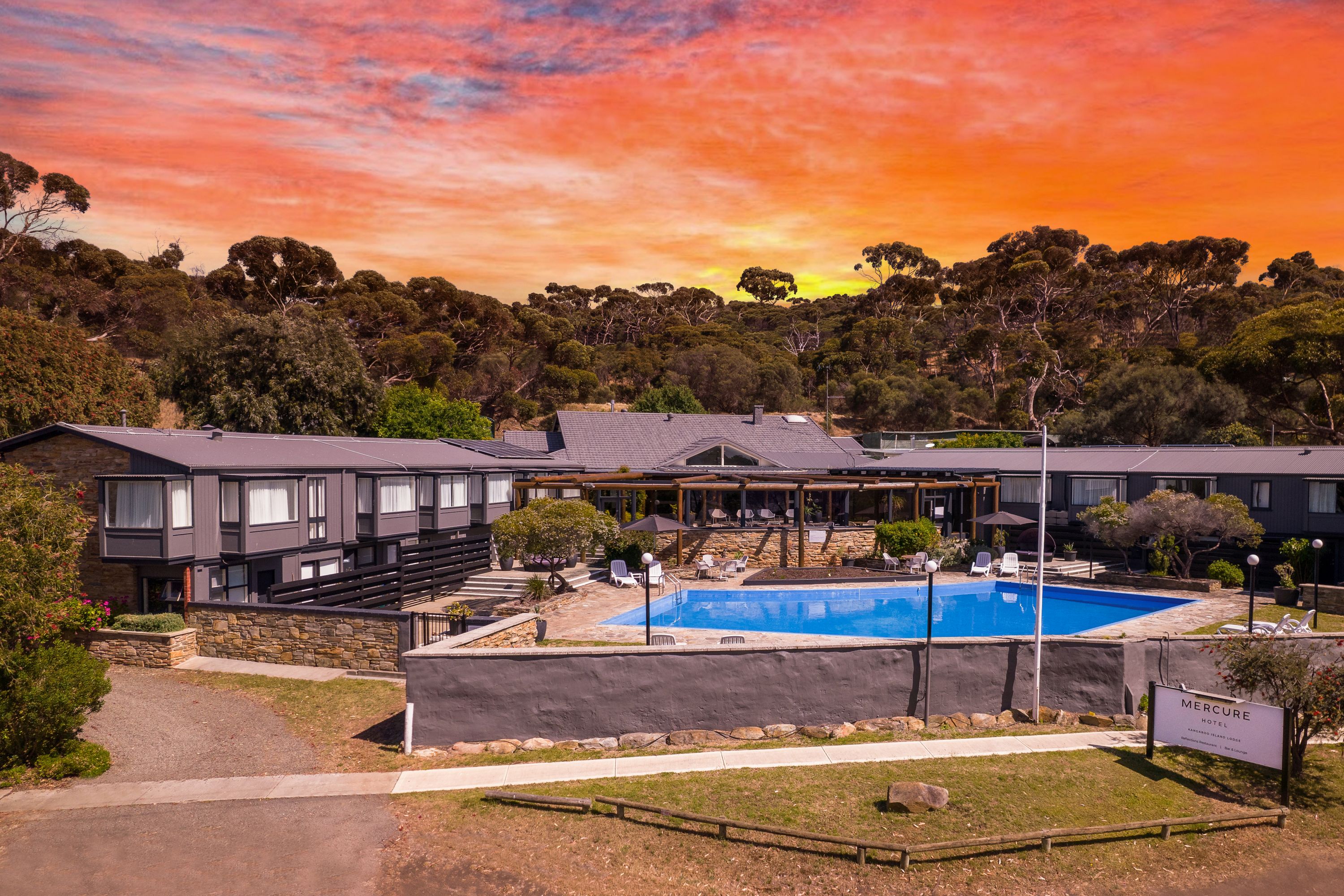 Mercure KI Lodge - Sunset Tranquility