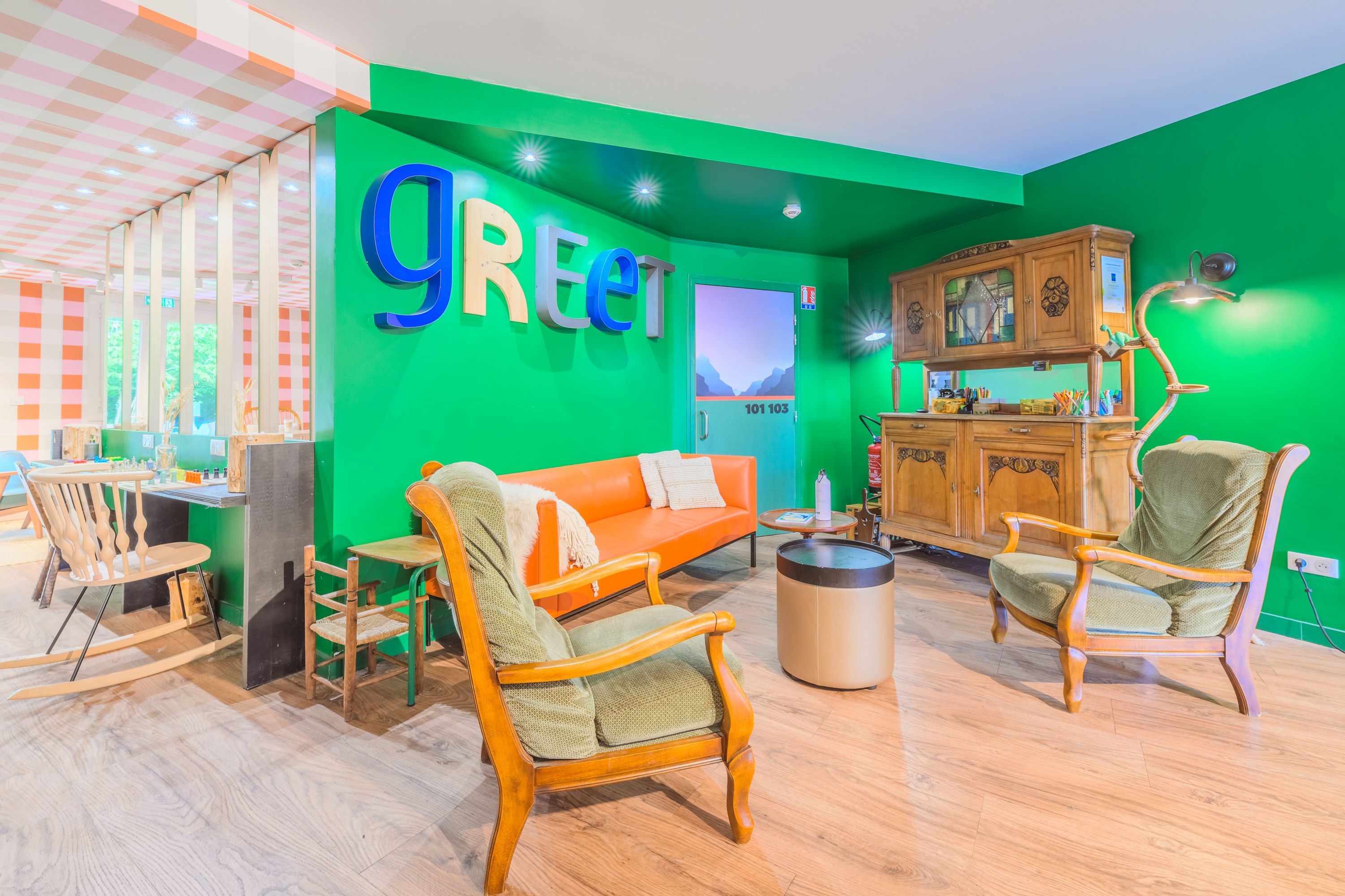 Greet Hotel Common Area