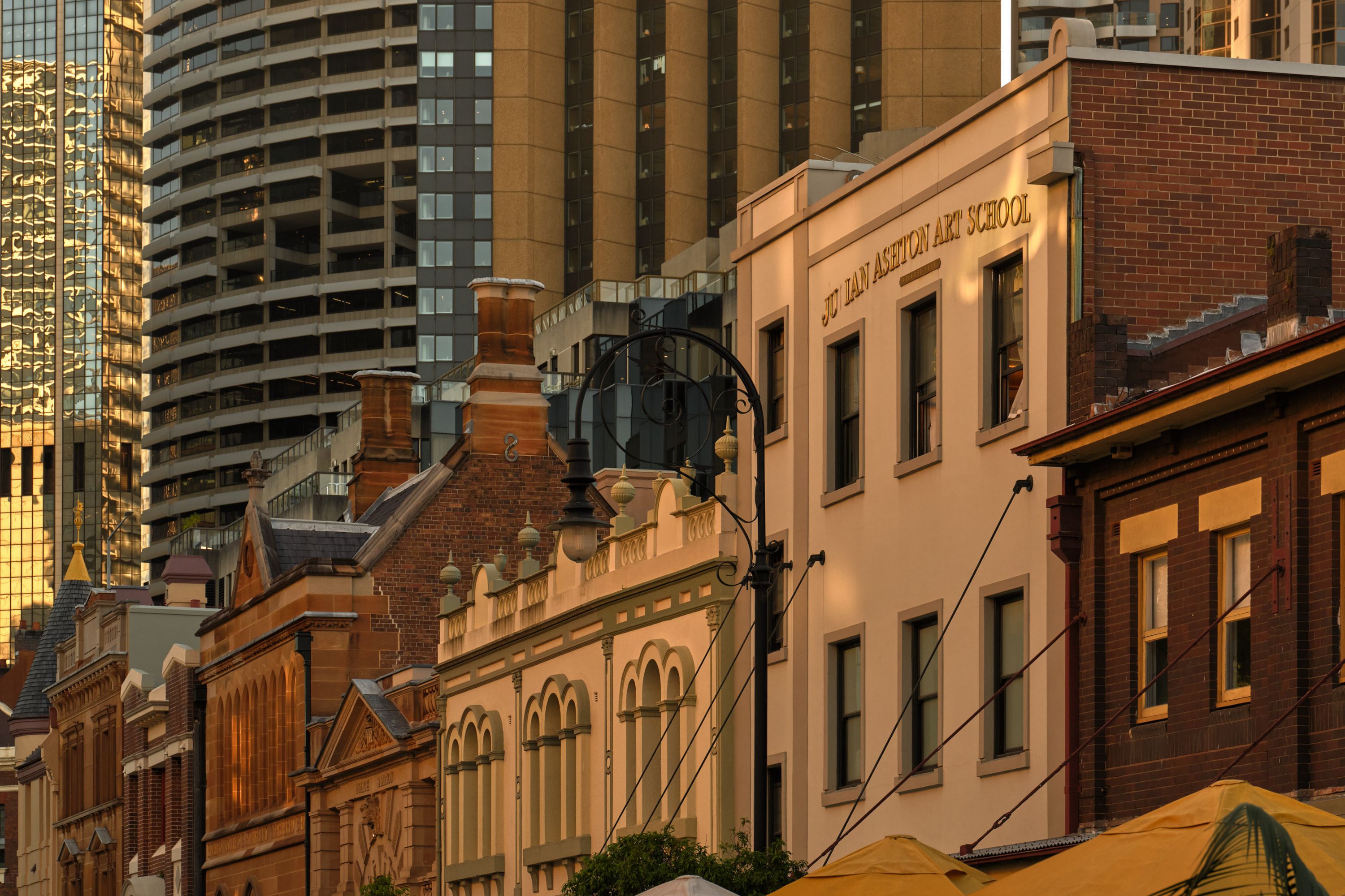 Sofitel Sydney Wentworth walking distance to The Rocks