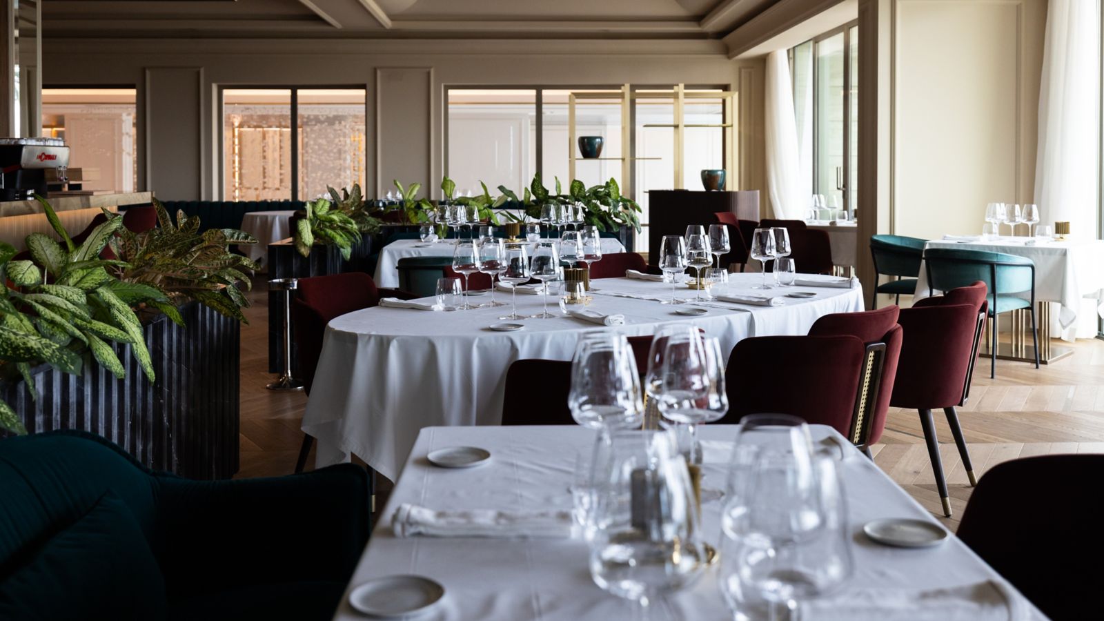 Elegant Accor Restaurant Awaiting Guests