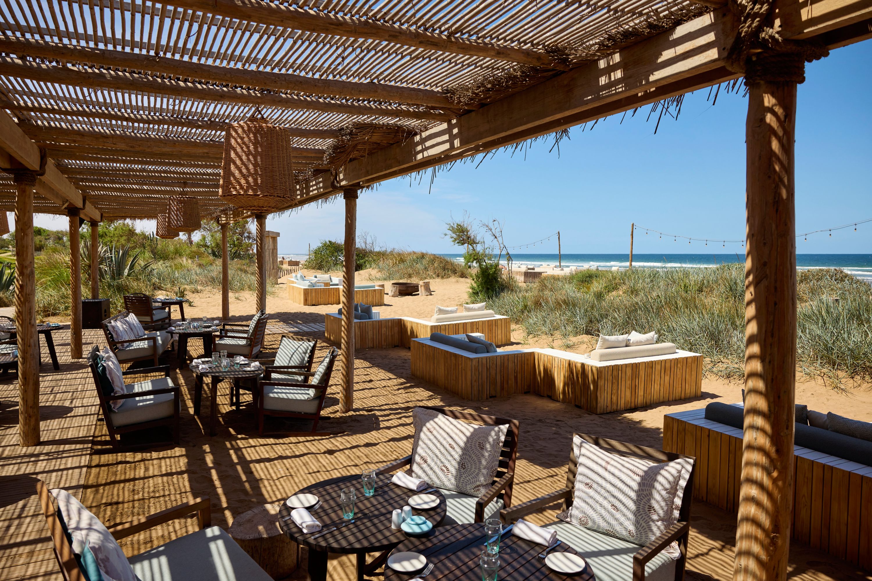 Seaside Dining and Lounge Area