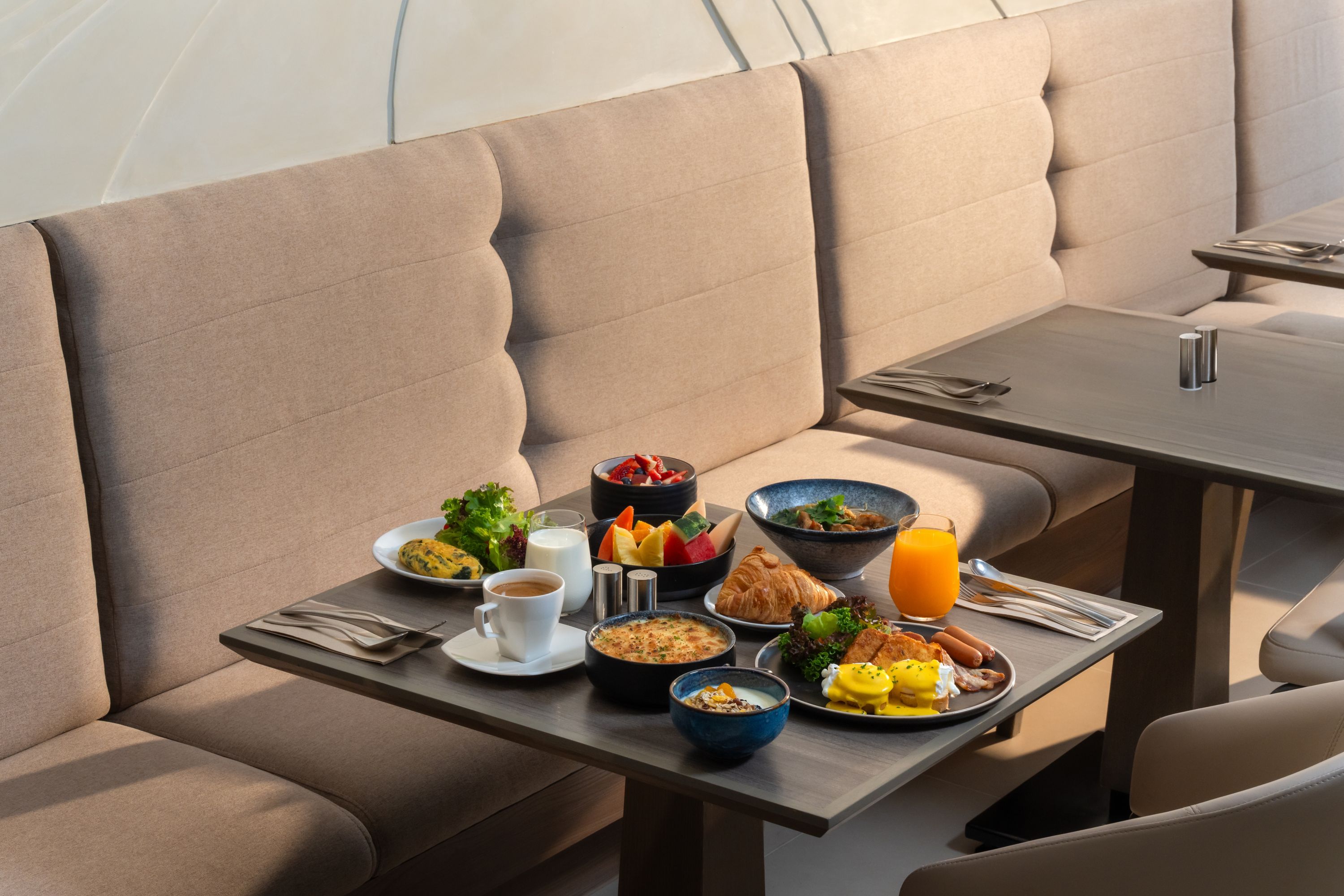 Dining at Mercure Bangkok Siam