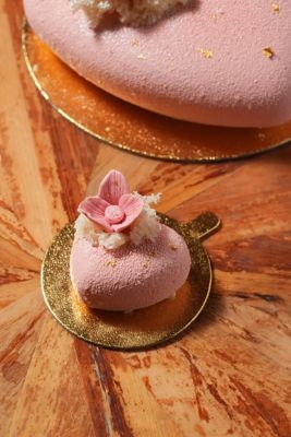 Cake of the Month: Caramel Apple Symphony