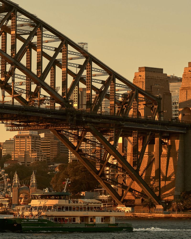 Sofitel Sydney Wentworth is walking distance to Circuar Quay where you can find the iconic Harbour Bridge
