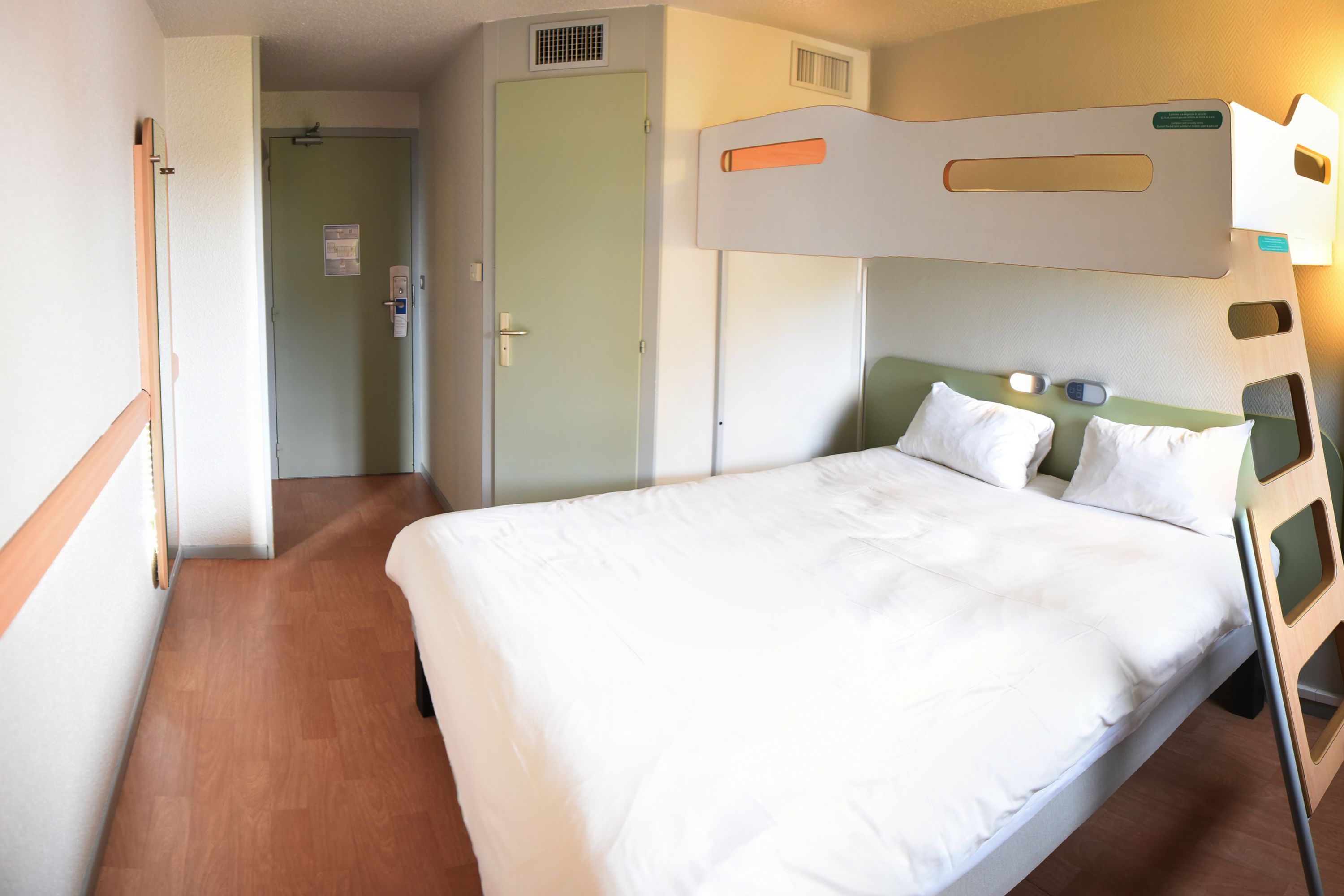 ibis budget Laval - France
