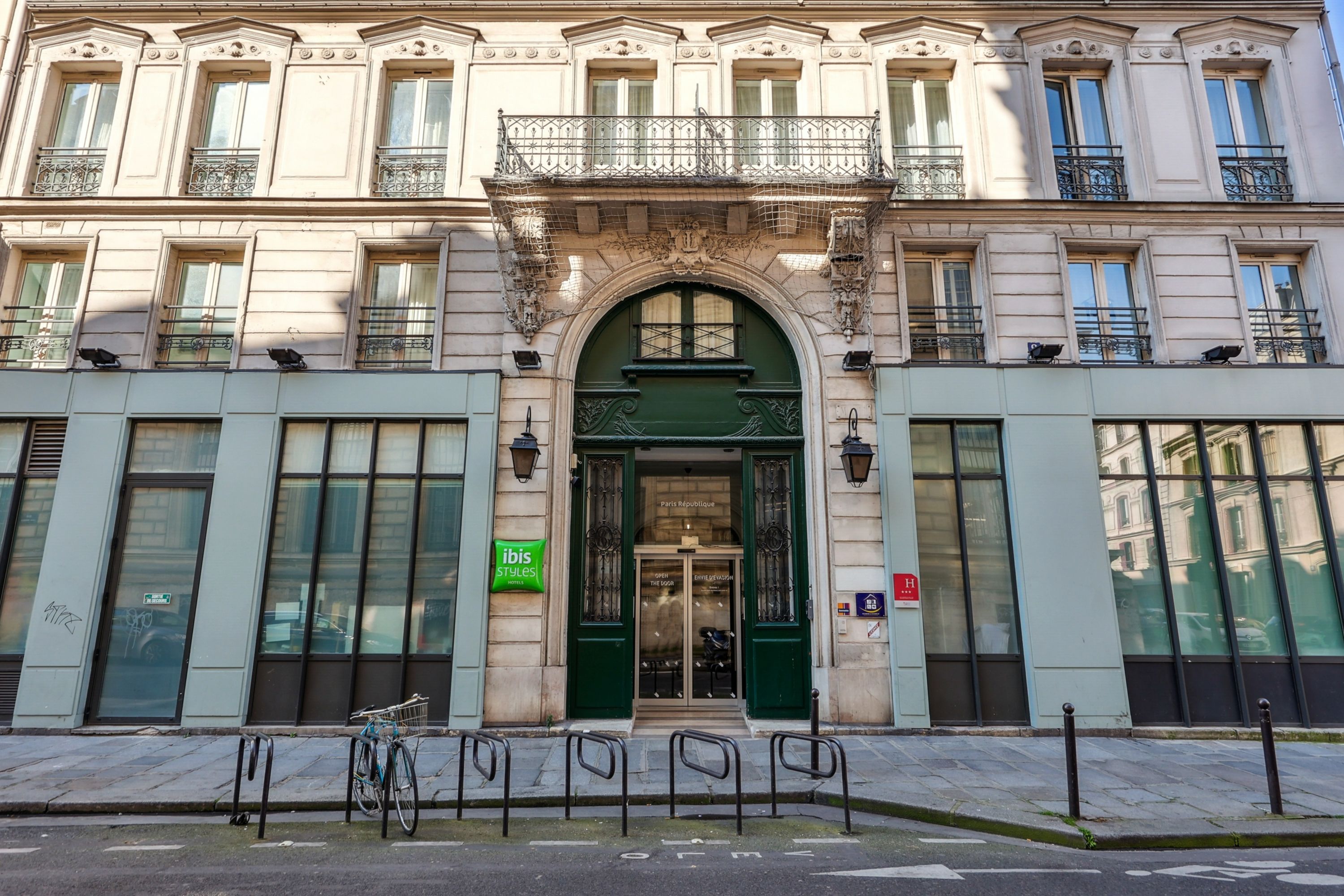 ibis Styles Paris République Hotel Exterior