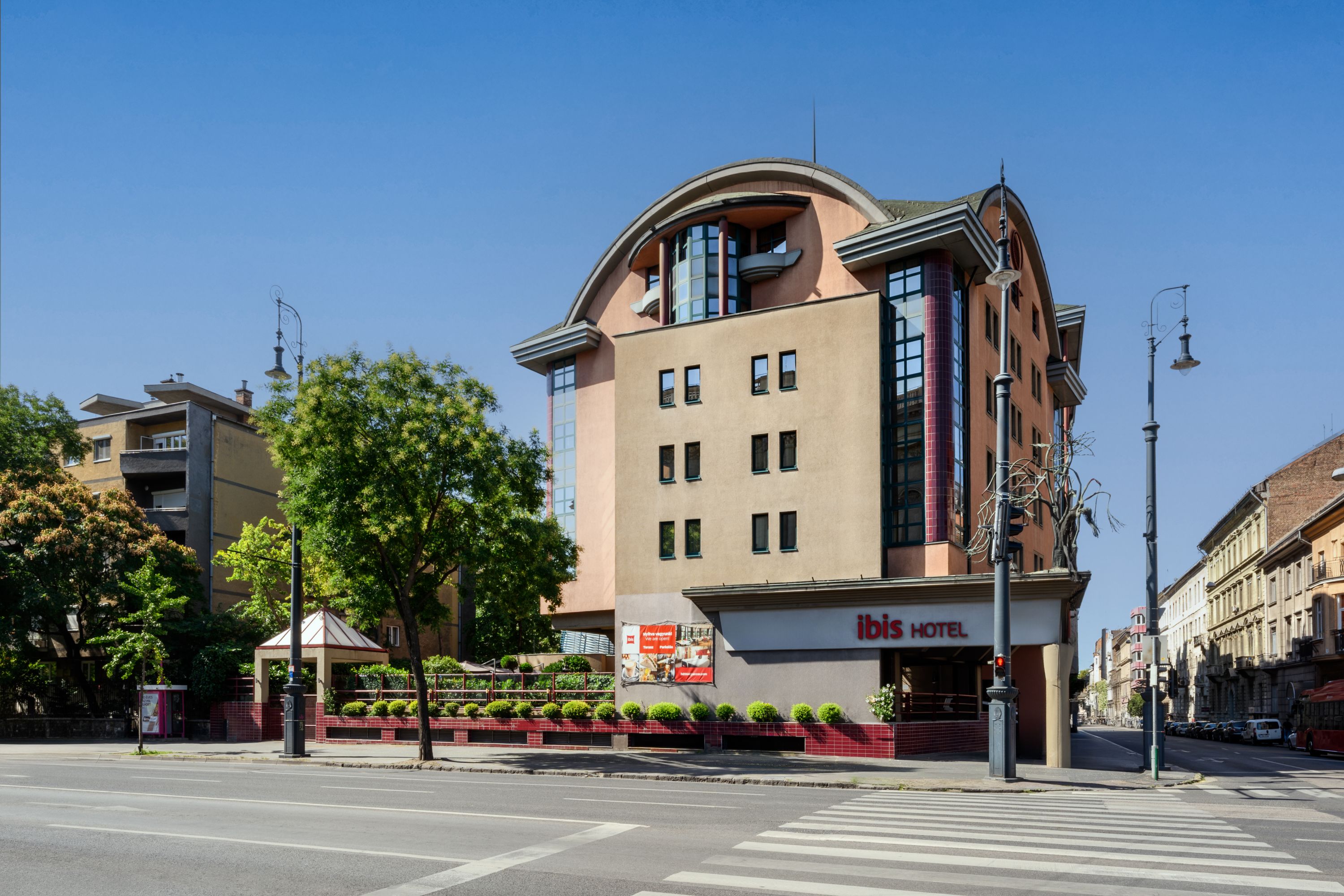 ibis Budapest Heroes Square Hotel Exterior