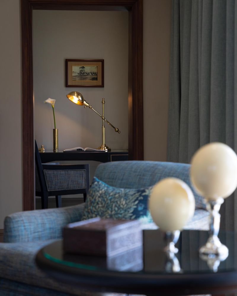 肯尼亚庄园赤道套房（特大床），房间内阳光充足