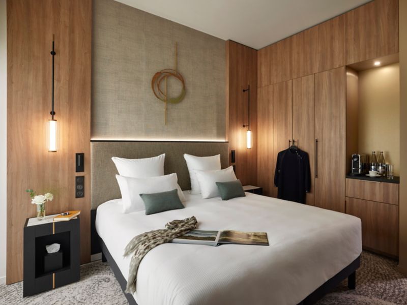 Inviting Hotel Room with Modern Design and Amenities