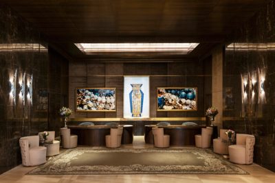 Luxurious Hotel Lobby with Elegant Reception Area
