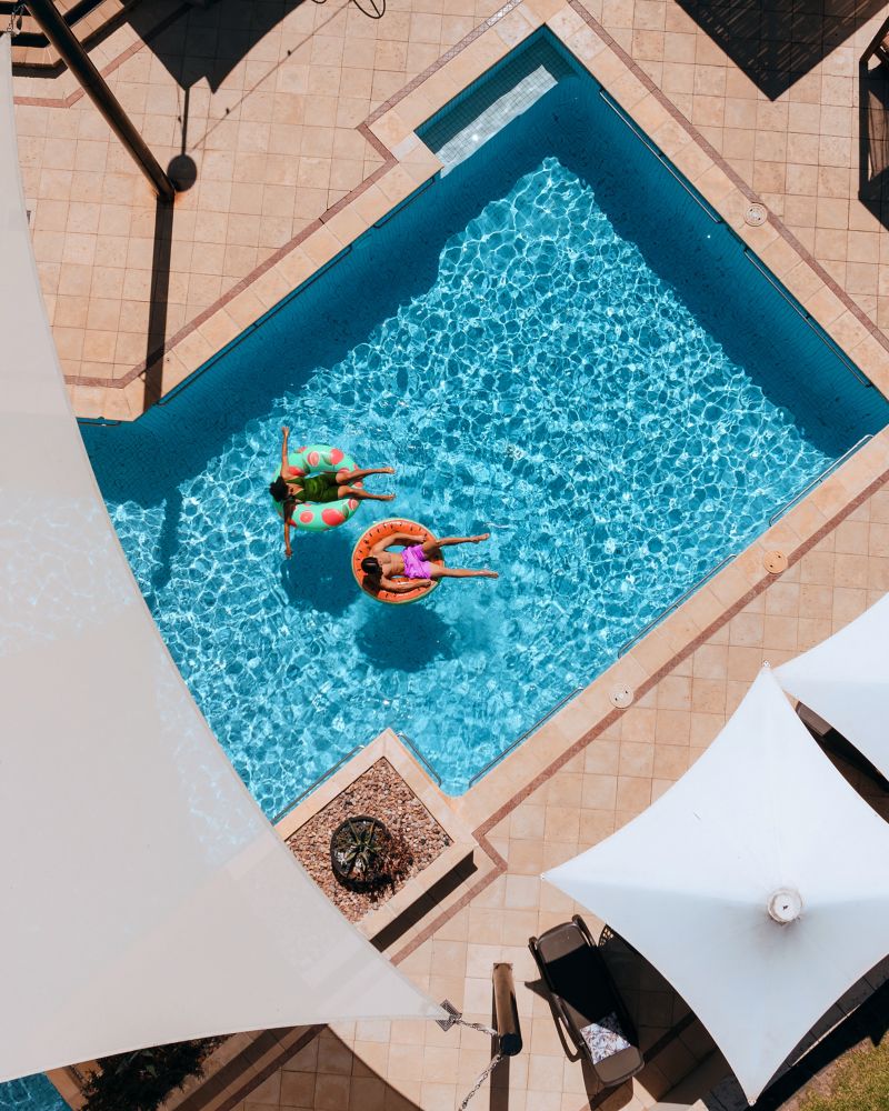 Troque a folia pelo descanso: 10% OFF em até 6x sem juros