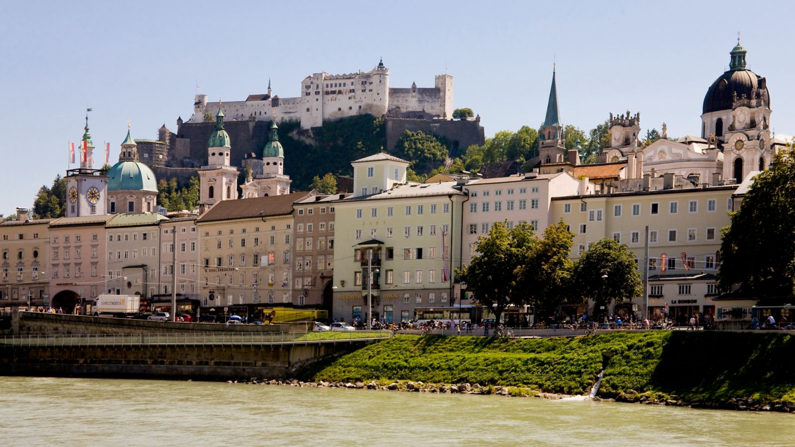 Destination Salzburg - Austria