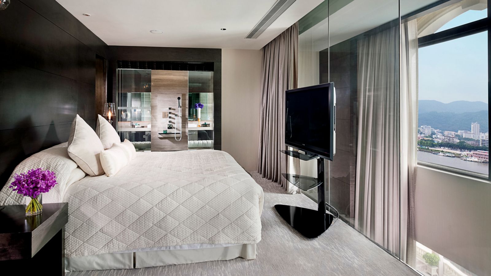 Sofitel Macau at Ponte 16 - Macau SAR, China