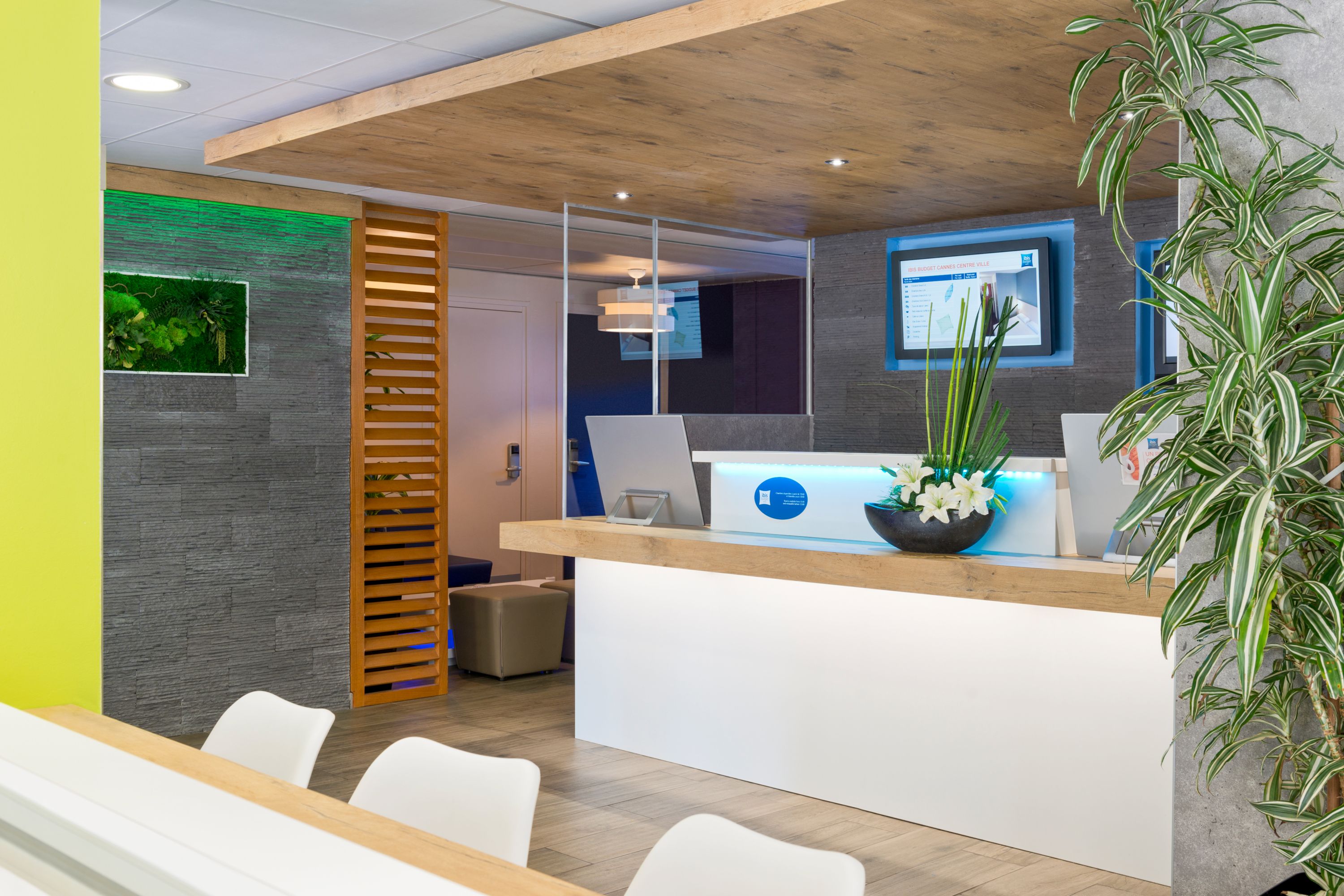 ibis budget Cannes centre ville - France