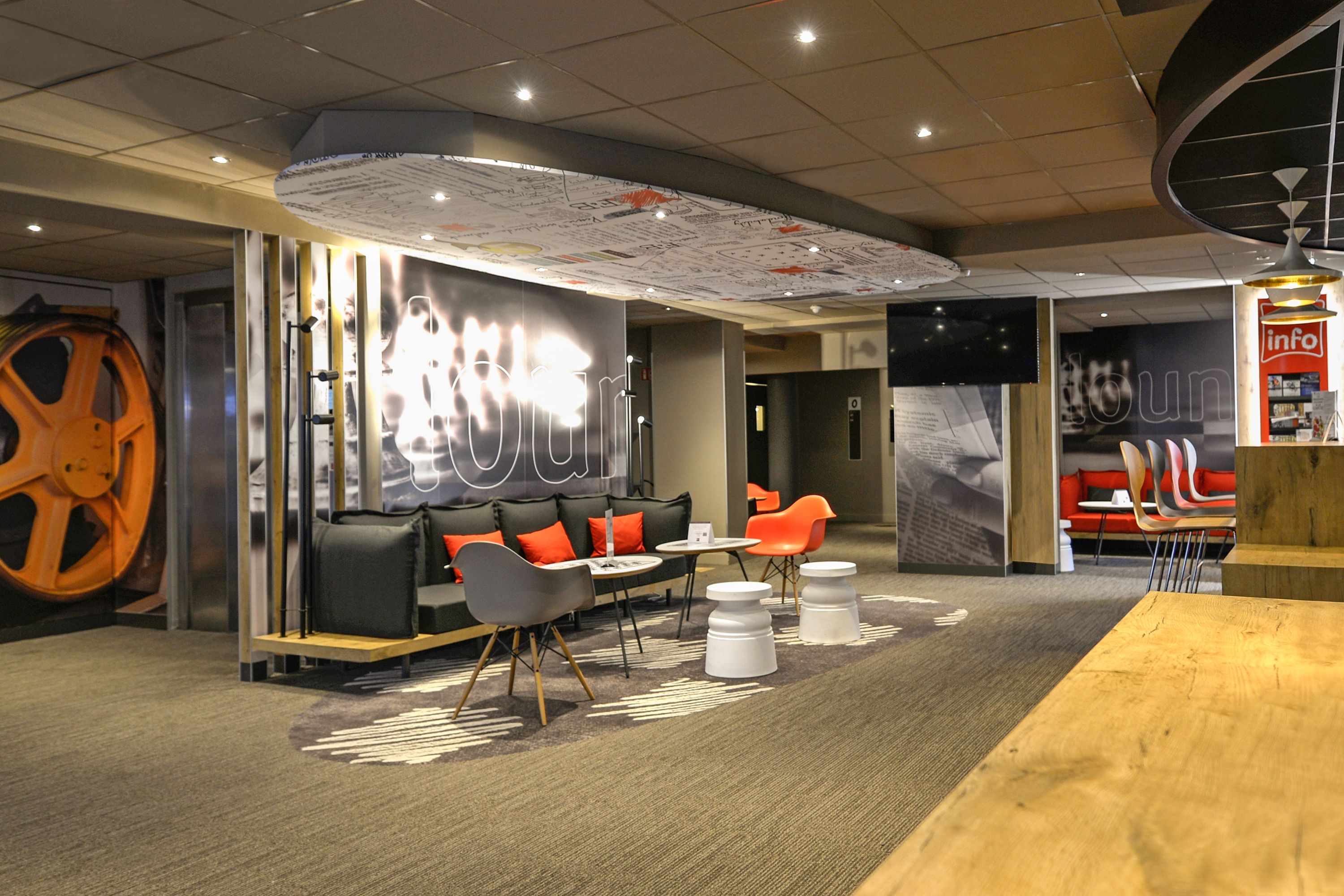 ibis Château de Fontainebleau - France