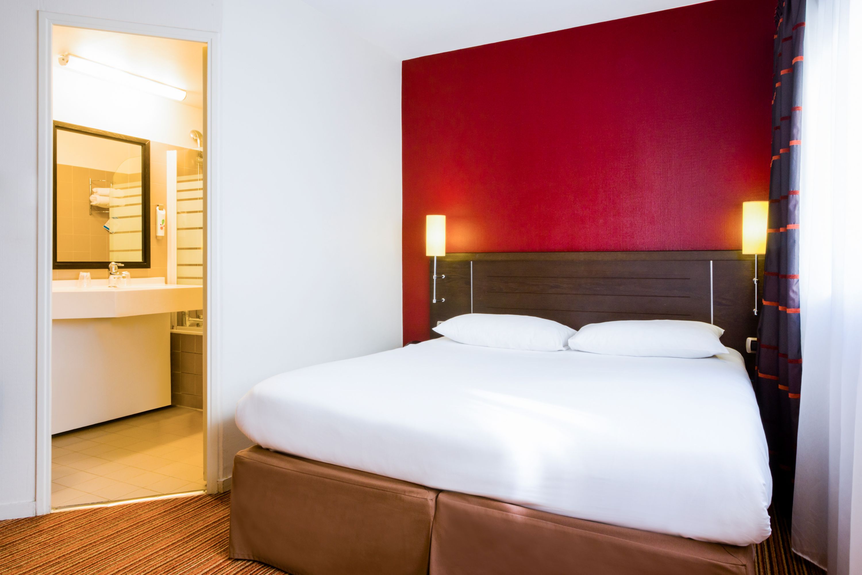 ibis Styles Nantes Centre Place Royale - France