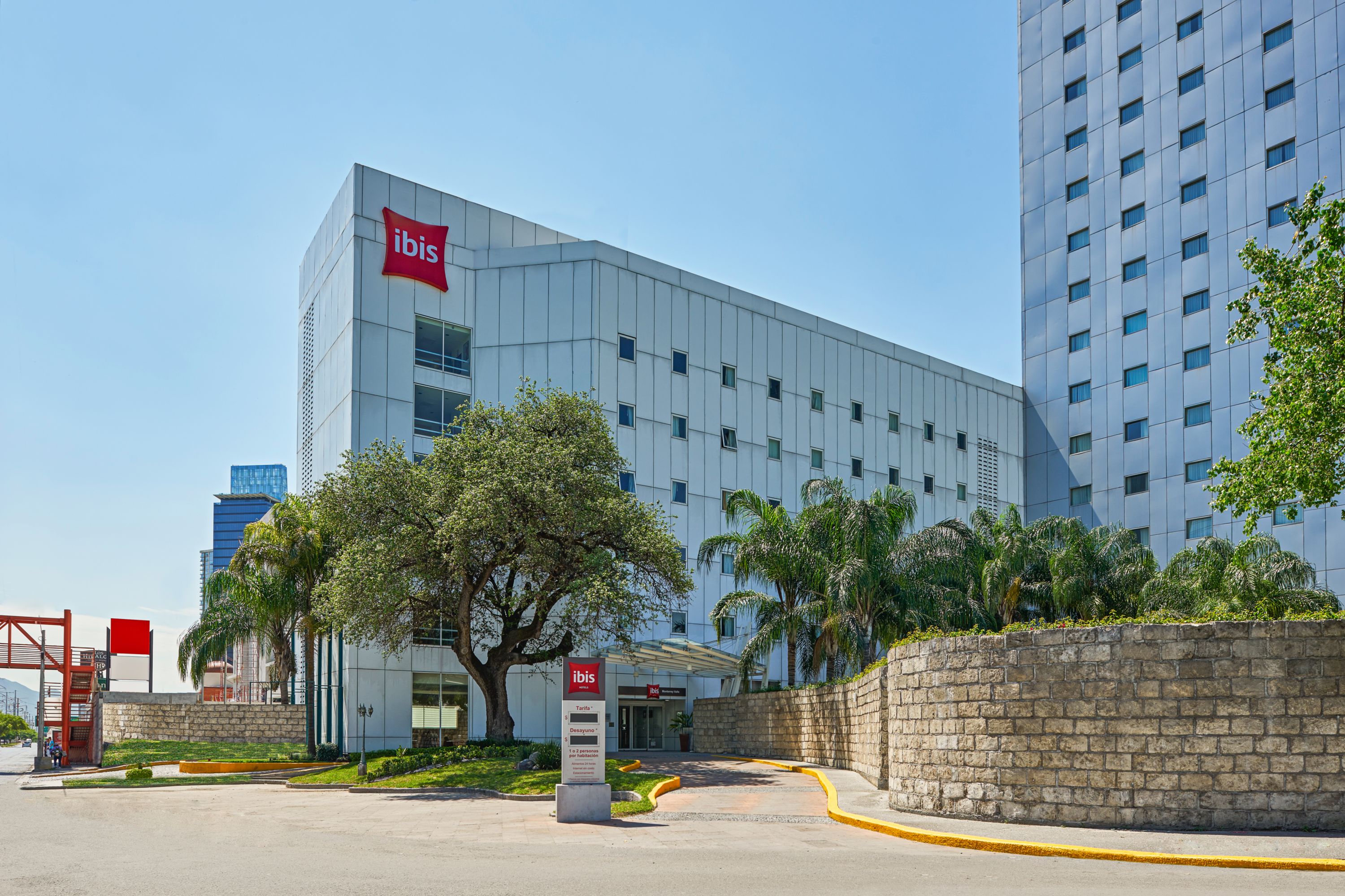 ibis Monterrey Valle - Mexico