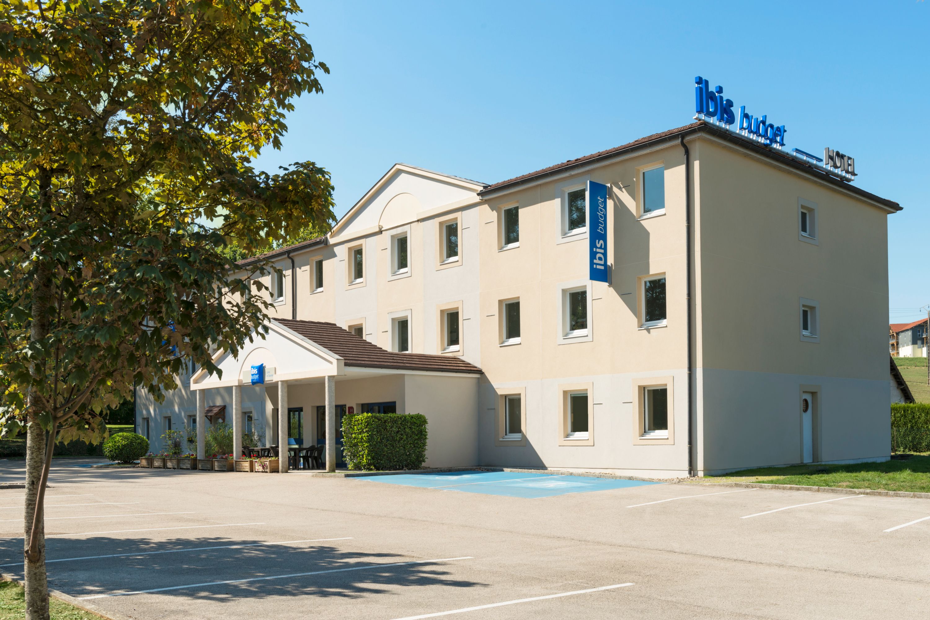 ibis budget Lons le Saunier - France
