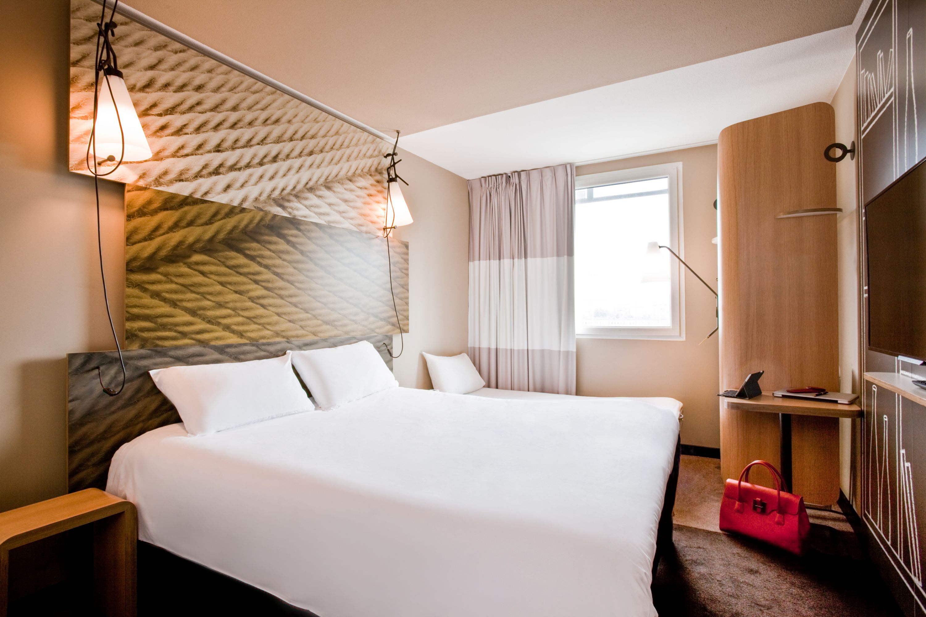 ibis Paris Porte de Clichy Centre - France