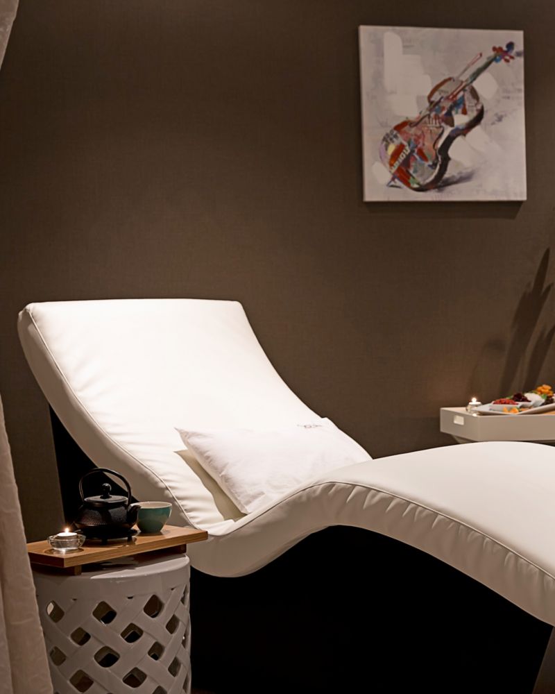 値下げOK！定価¥36,850 SOW 釣りあげ EXPERIENCE HOTEL SPA