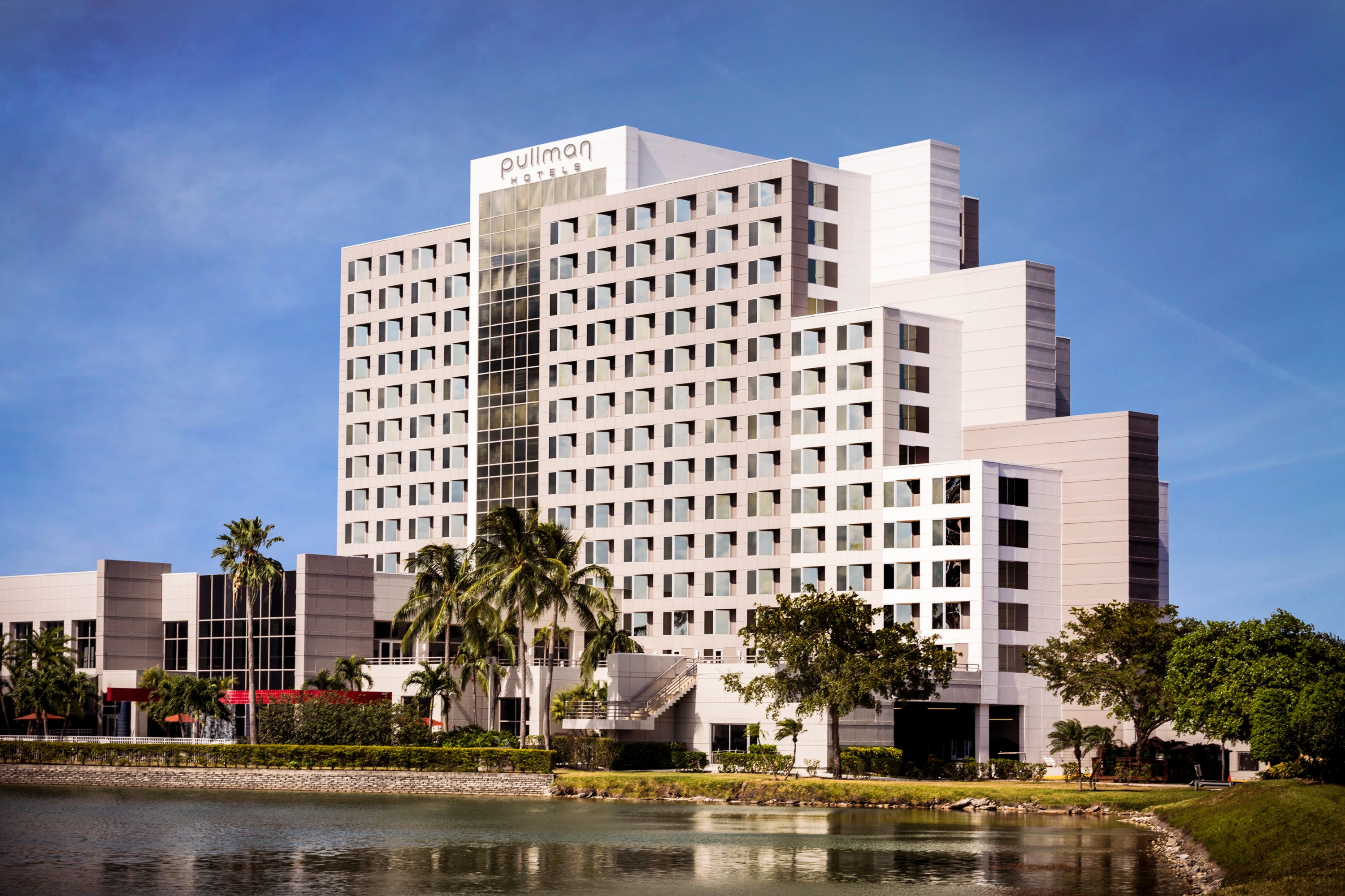 Pullman Miami Airport