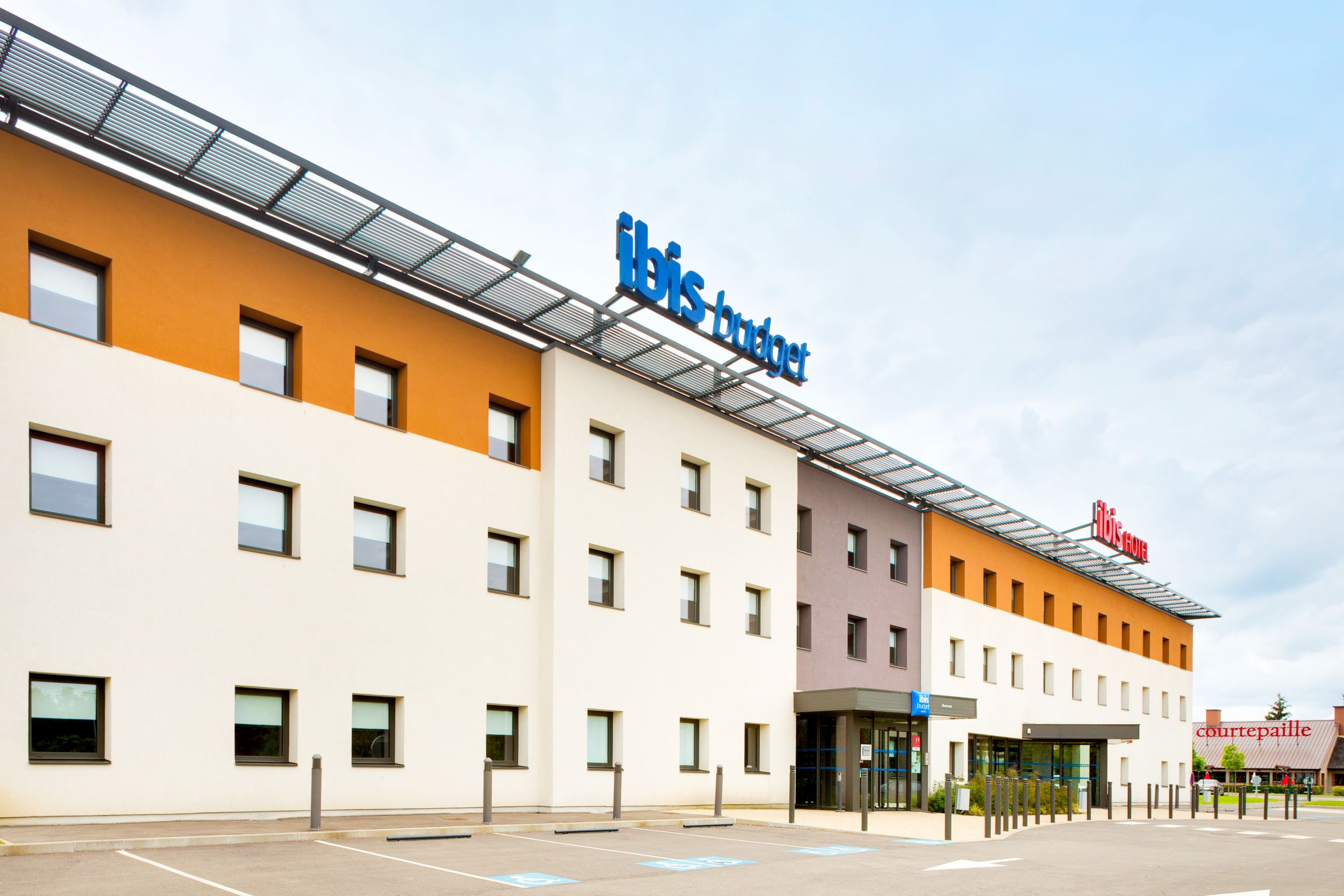ibis budget Montceau Les Mines - France