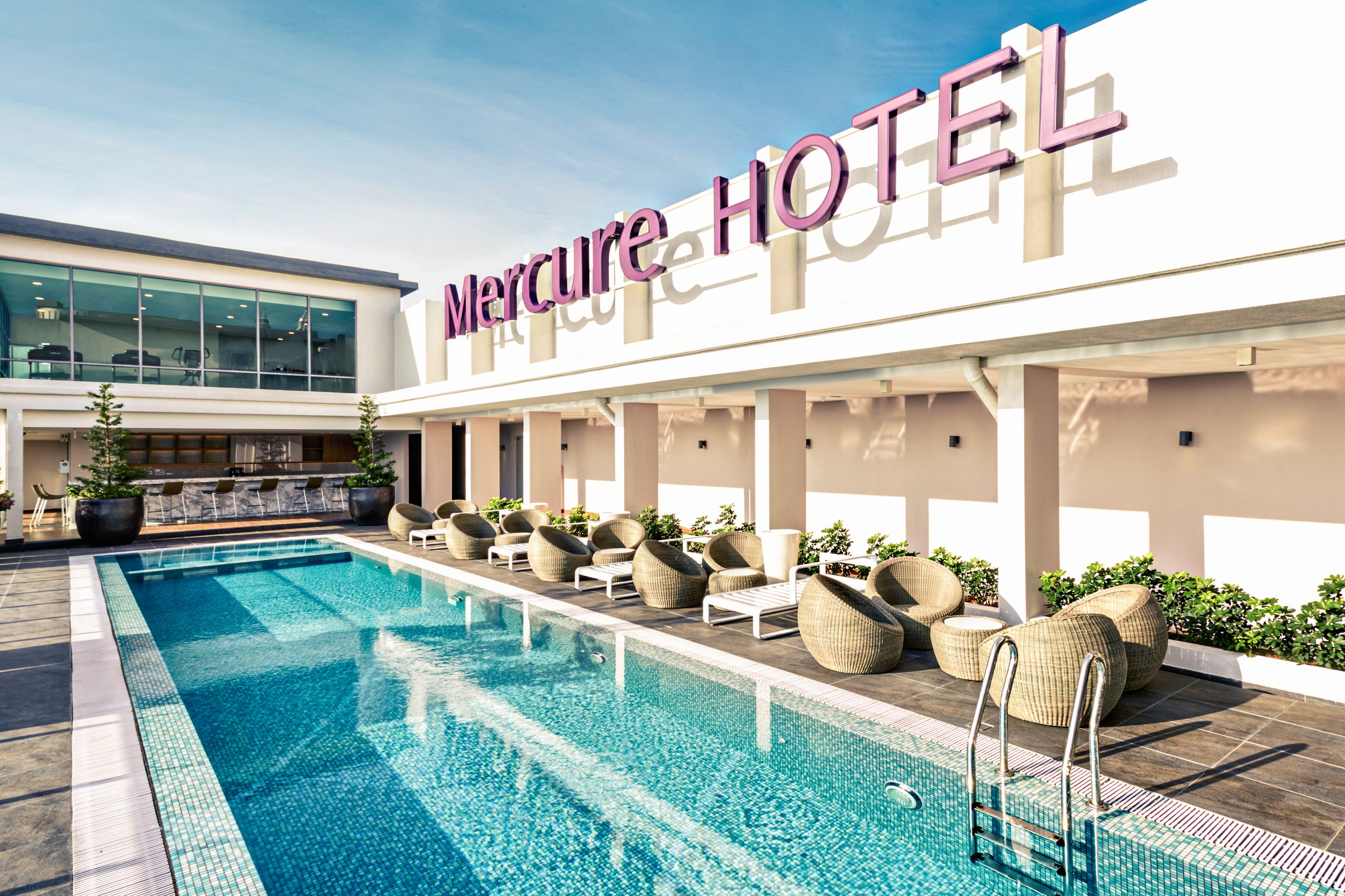 Pool at Mercure Kuala Lumpur Shaw Parade