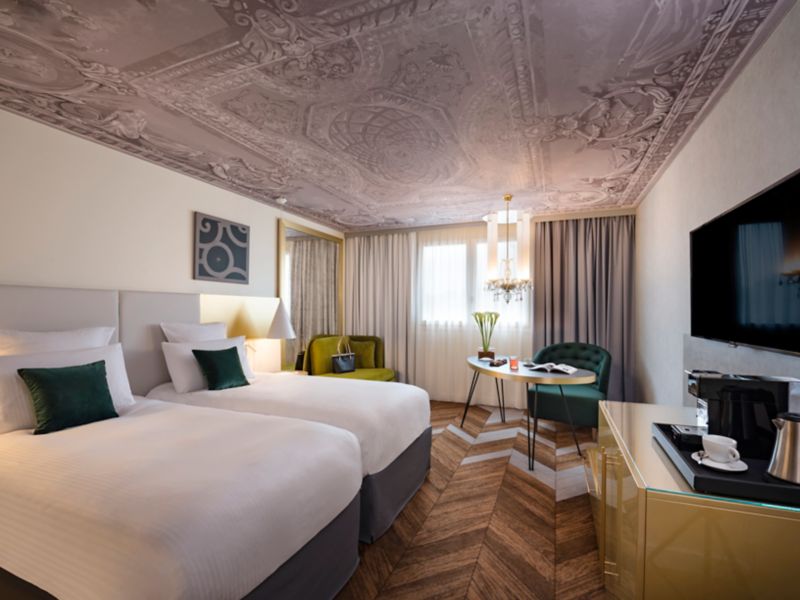 Le Louis Versailles Château Hotel-MGallery - France