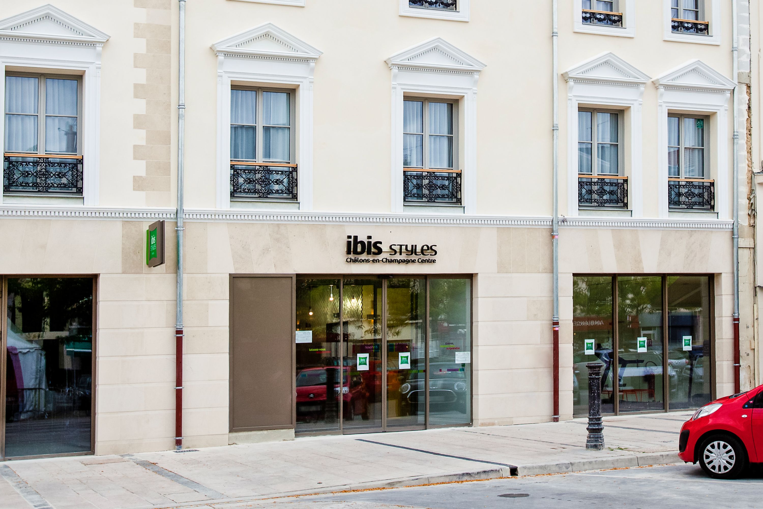 ibis Styles Chalons en Champagne Centre - France