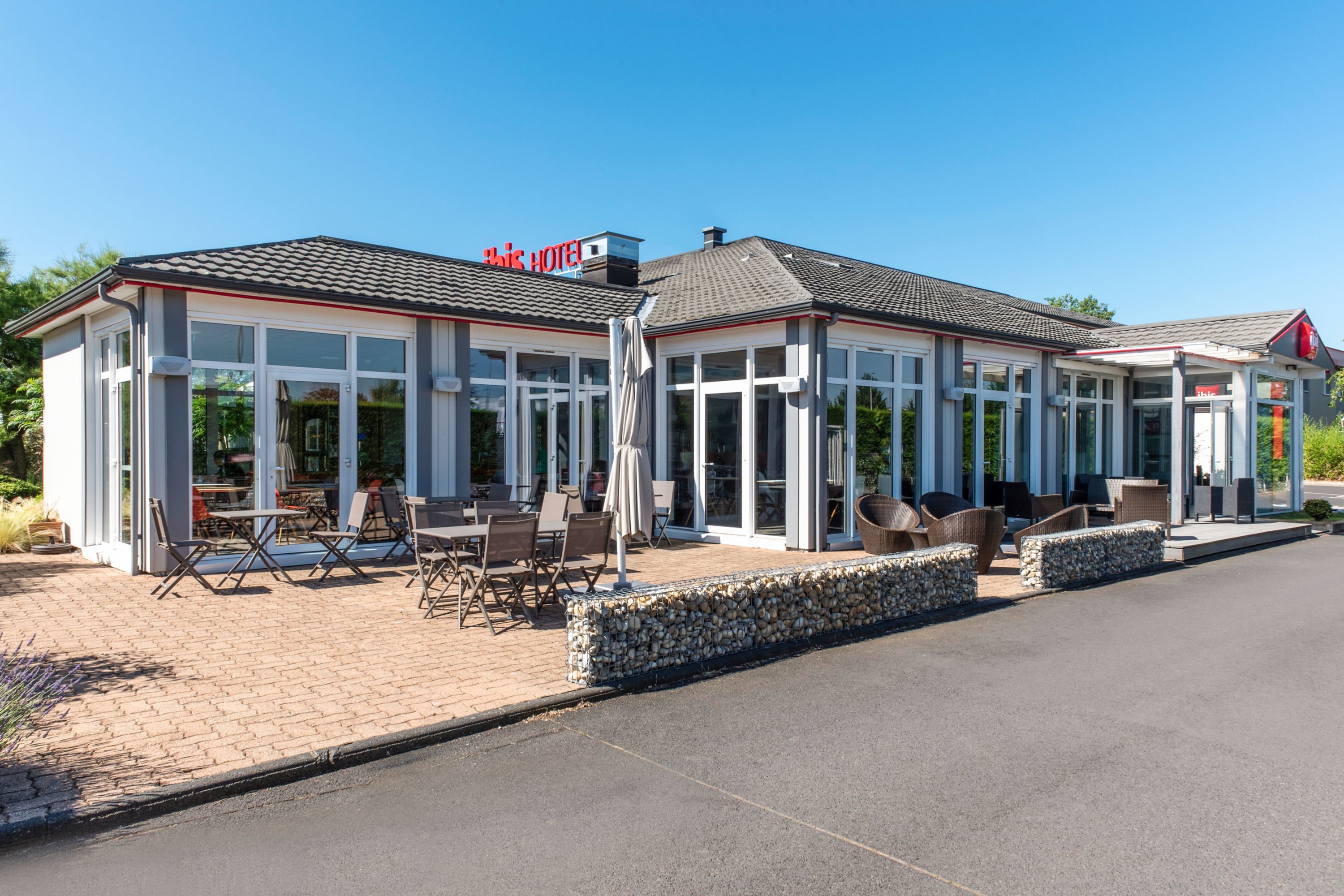 ibis Issoire - France