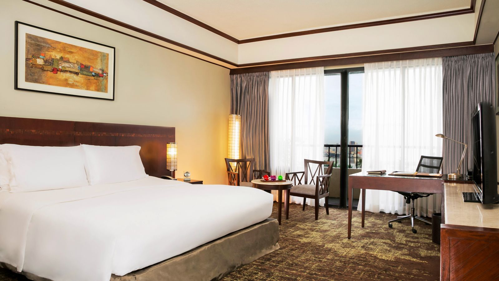 Sofitel Philippine Plaza Manila - Philippines