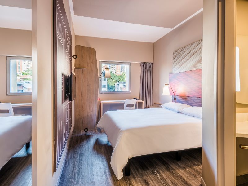 ibis Cali Granada - Colombia