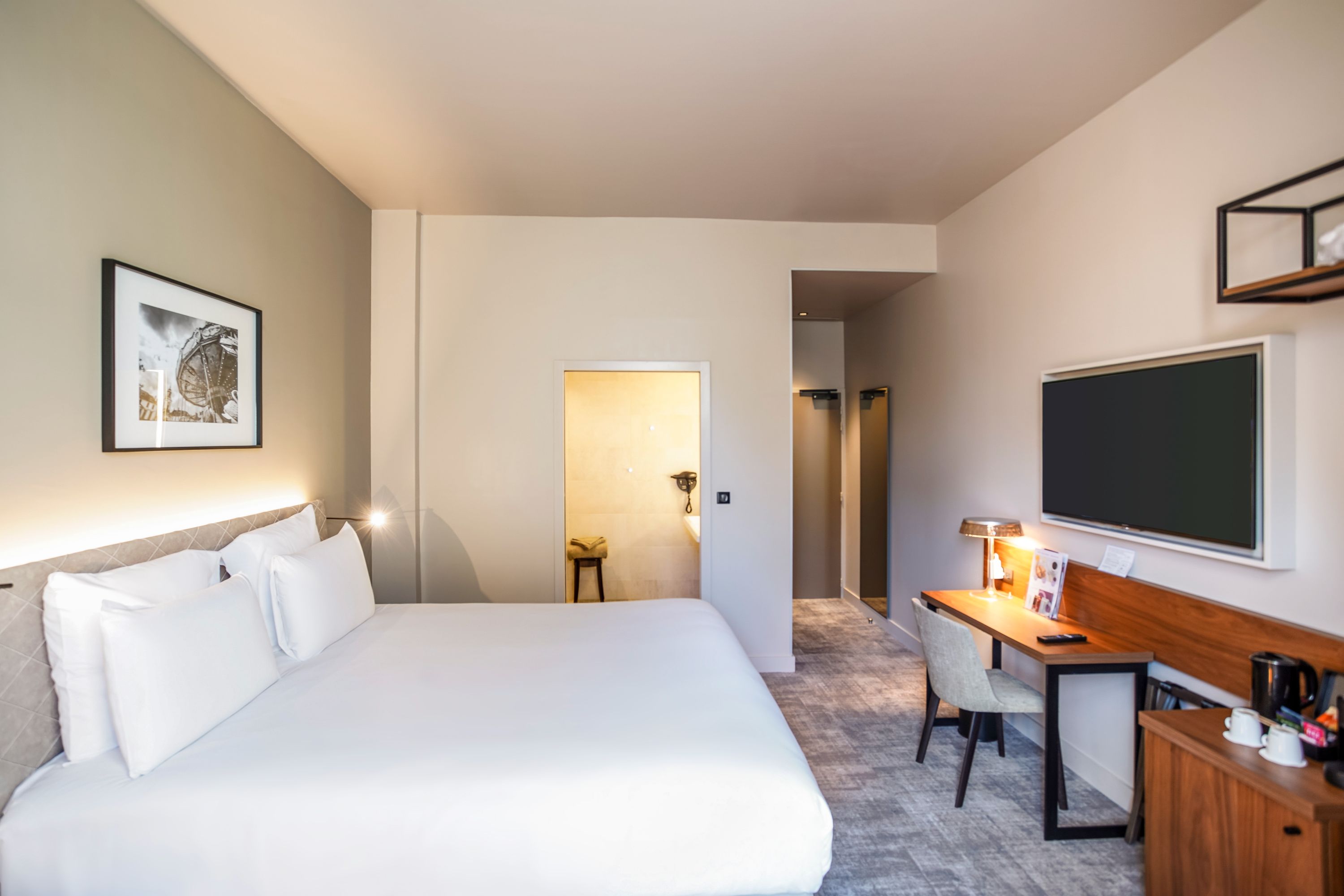 Mercure Rennes Place Bretagne Hotel - France