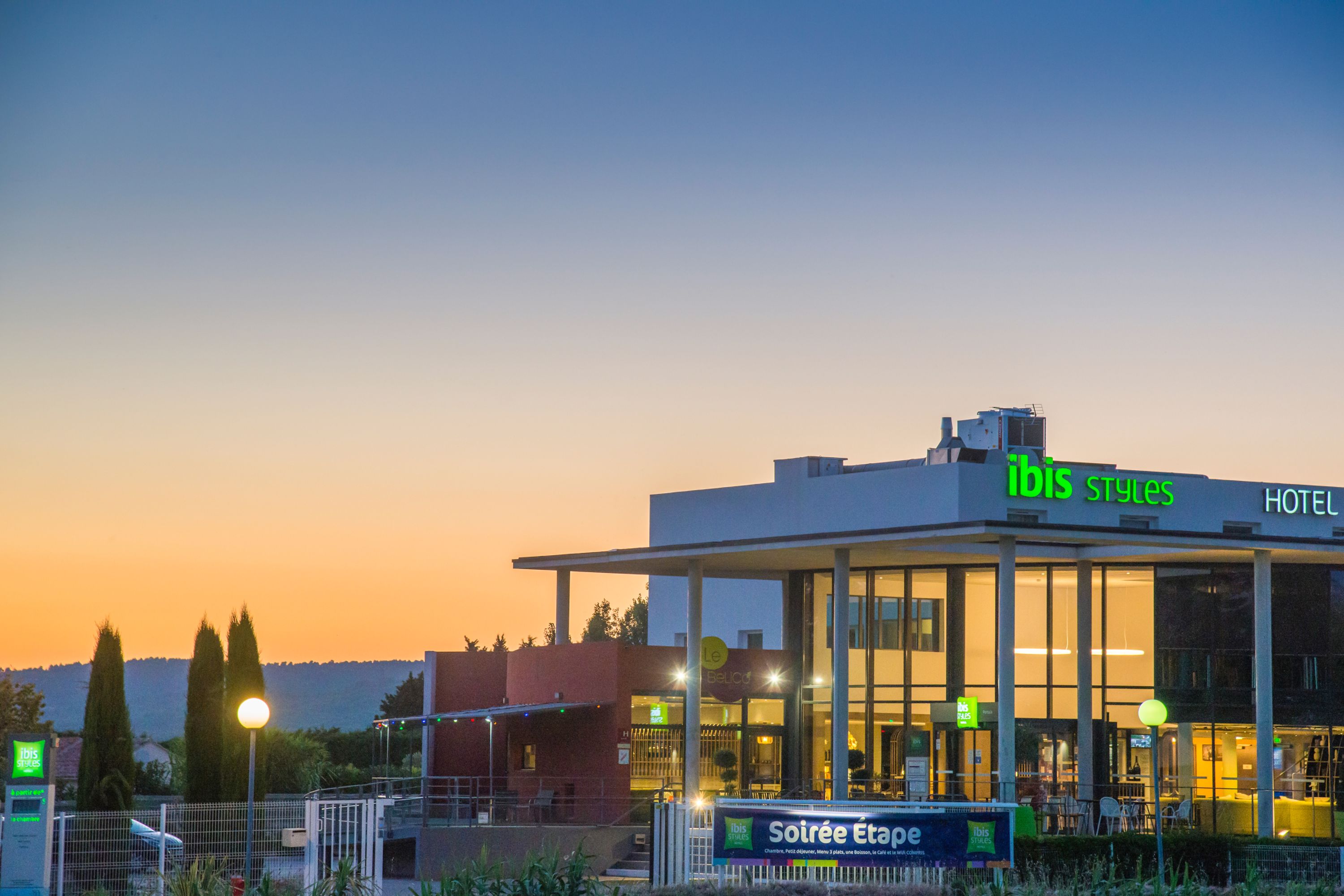 ibis Styles Pertuis Portes du Luberon - France