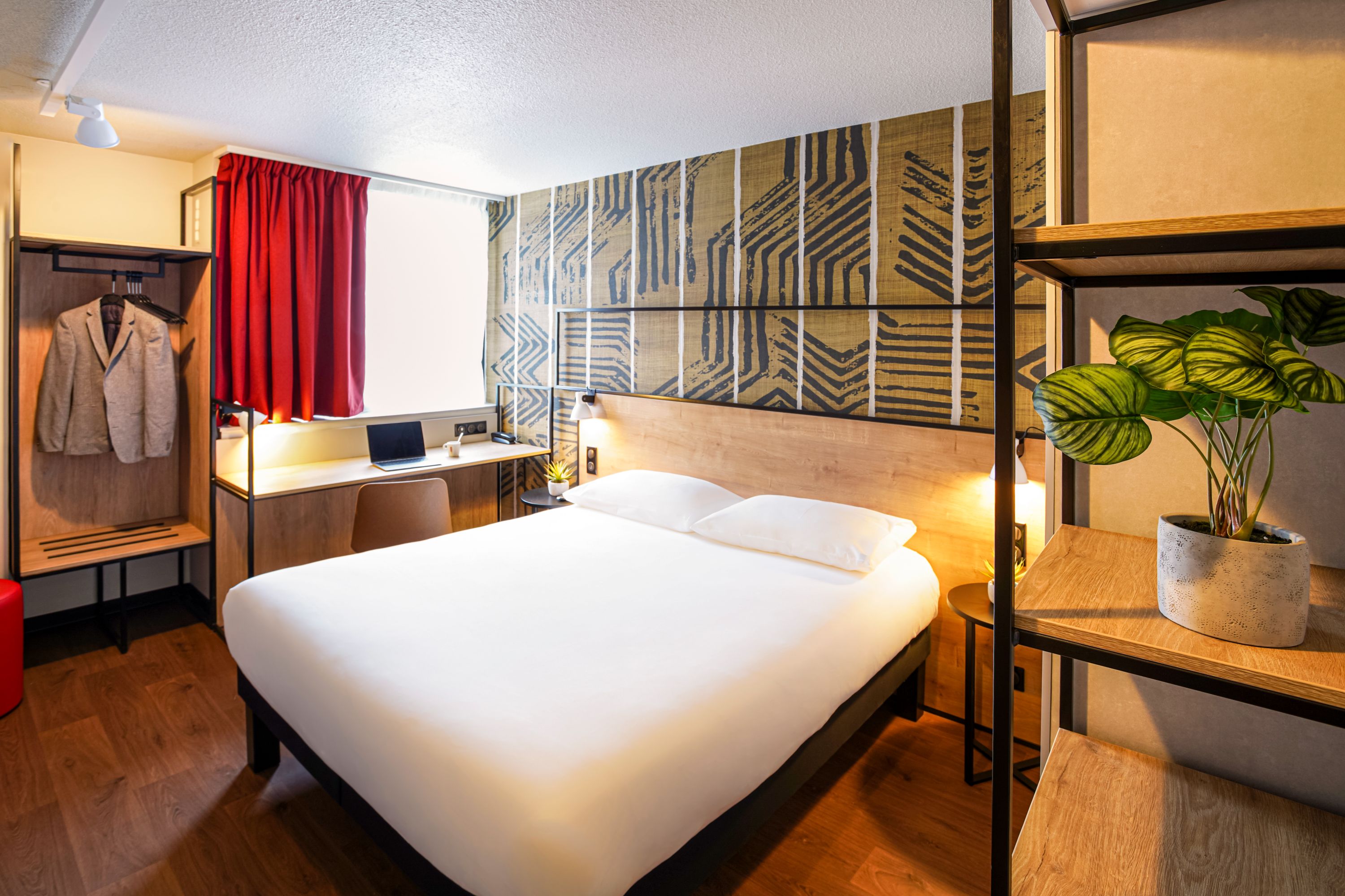 ibis Tours Centre Giraudeau - France