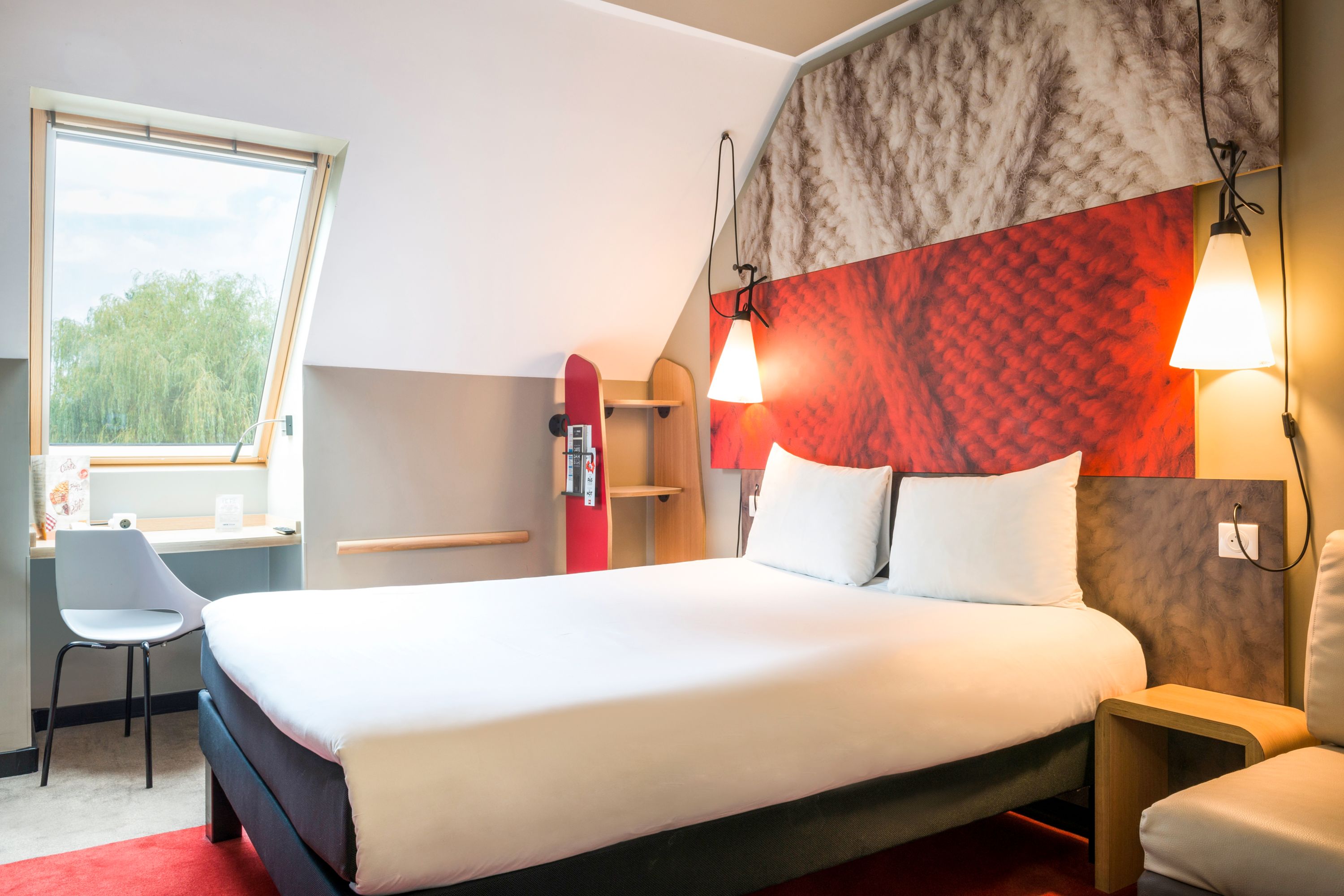 ibis Senlis - France