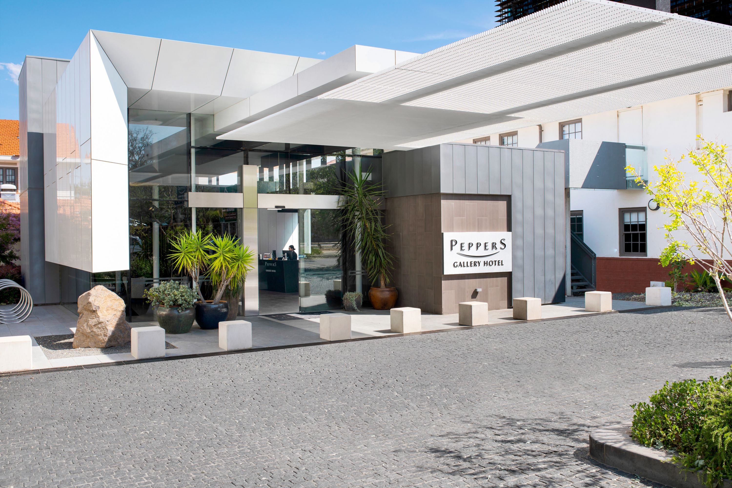 Peppers Gallery Hotel Canberra - Australia