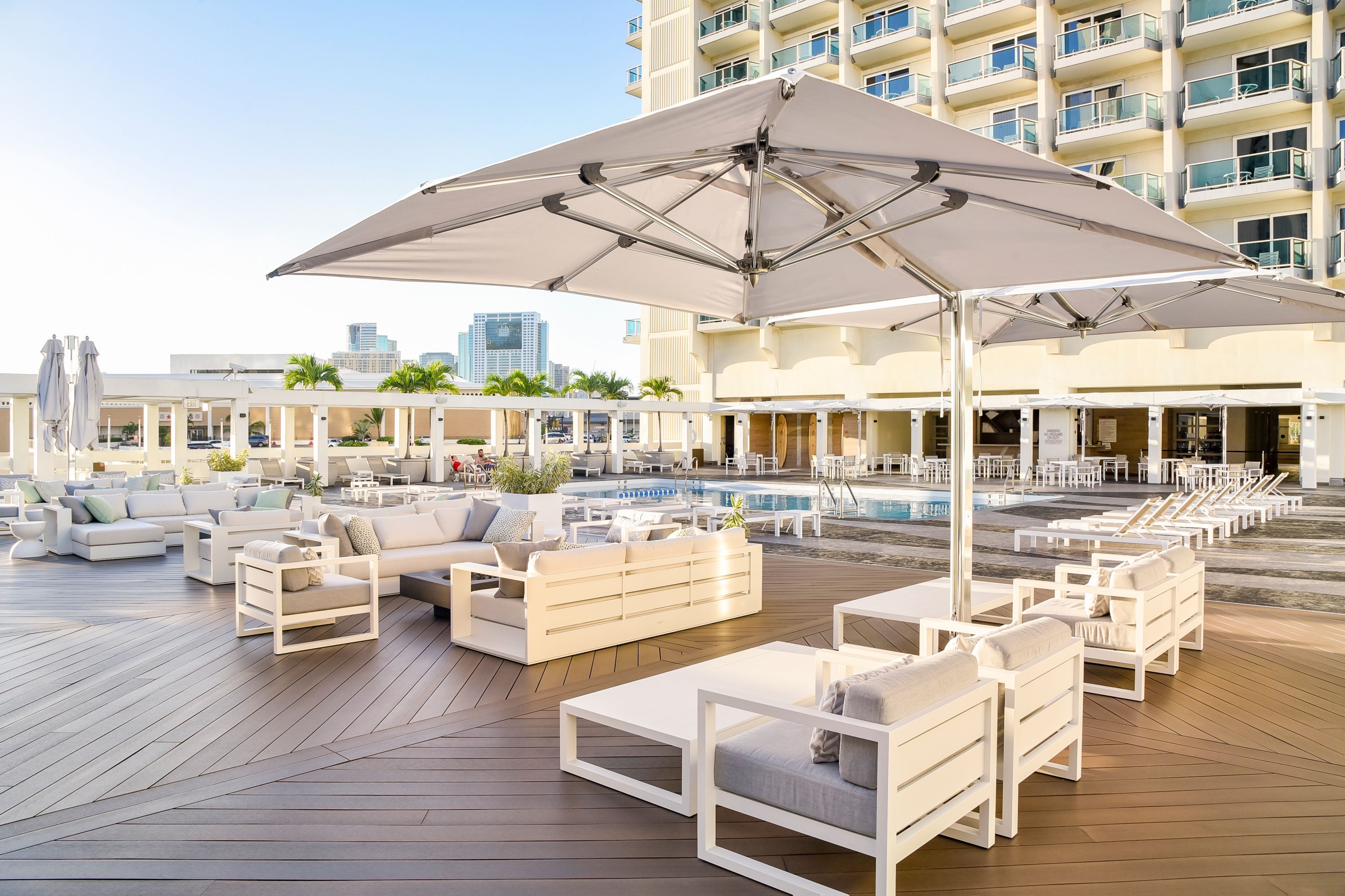 Weddings at Ala Moana Hotel Honolulu by Mantra