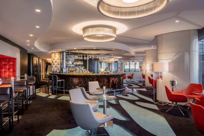 The sleek, lounge-like Horisont Bar in Swissôtel Tallinn hotel, Estonia