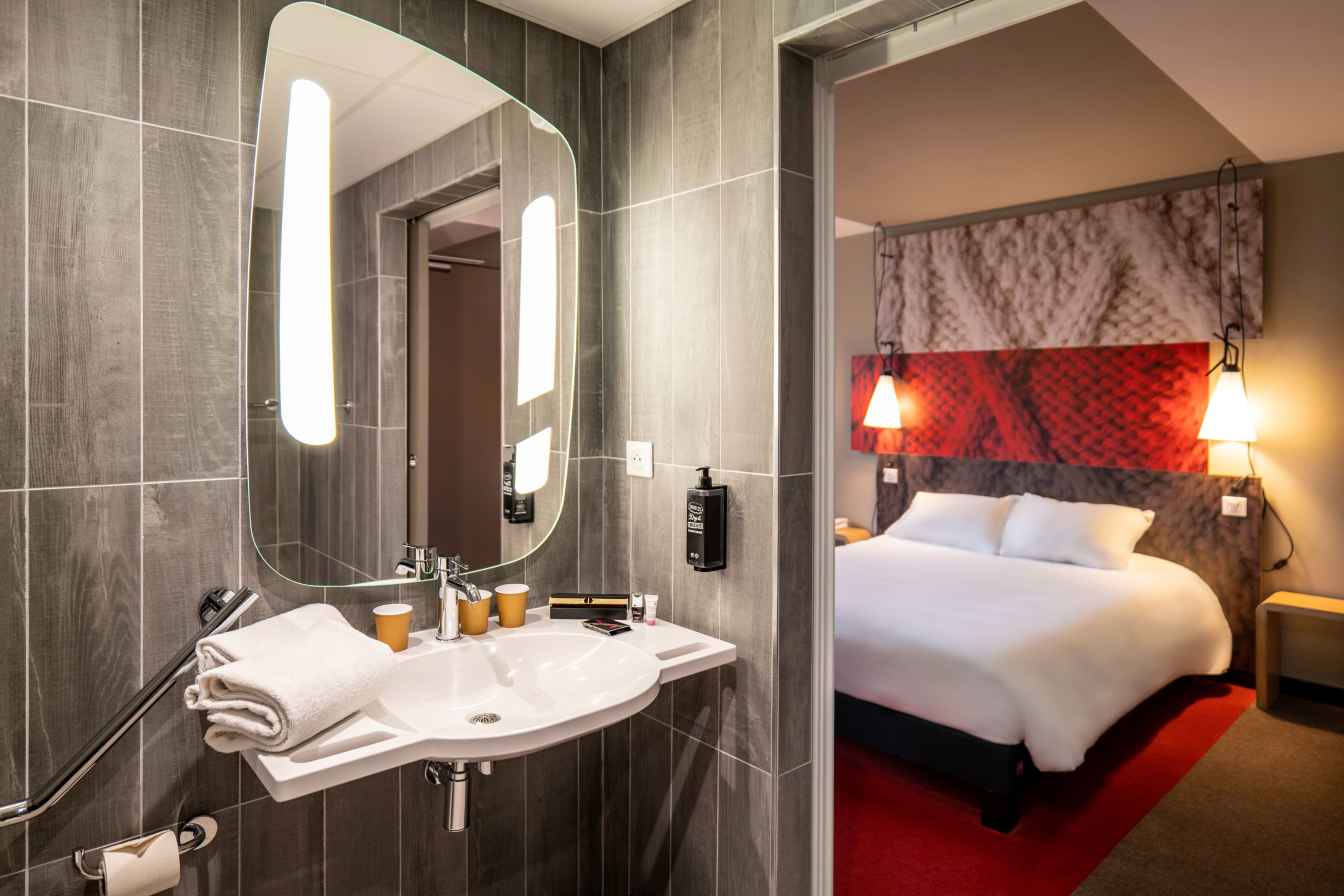 ibis Moulins Sud - France