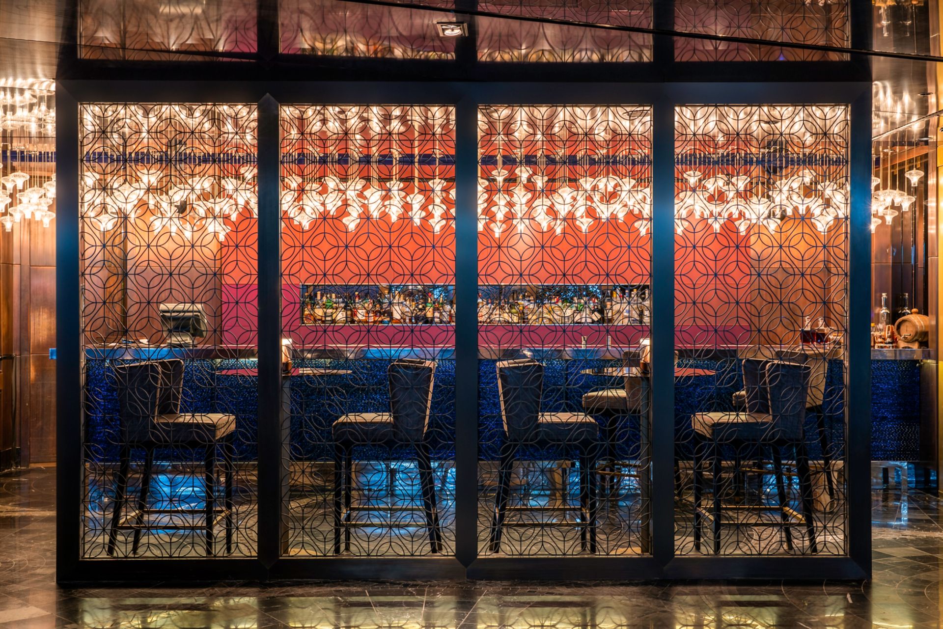 Long Bar en Raffles Istanbul | Raffles Hotels & Resorts