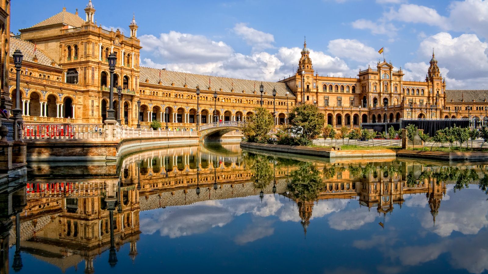 Destination Sevilla - Spain