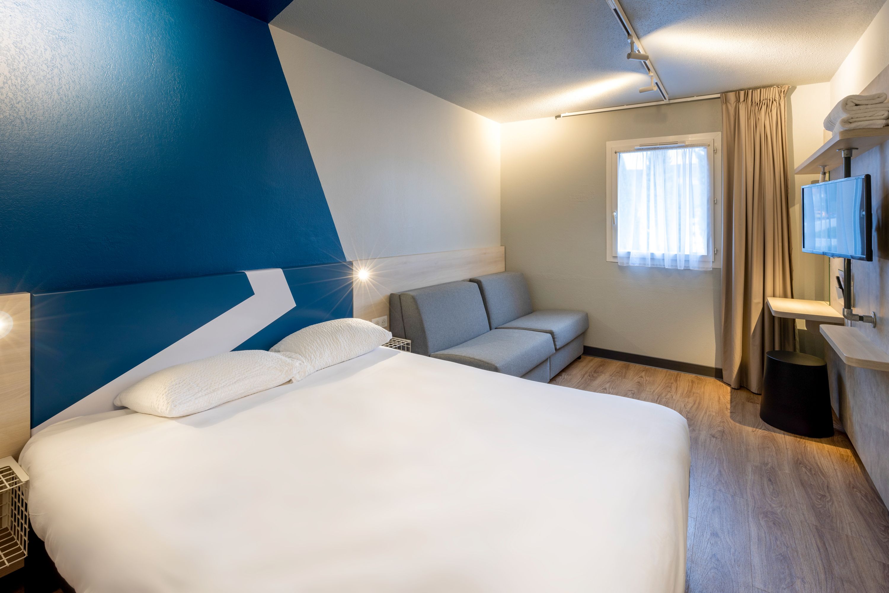 ibis budget Millau Viaduc - France