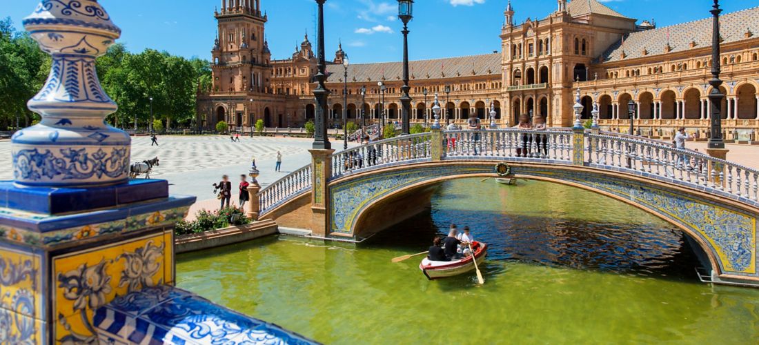 Destination Sevilla - Spain