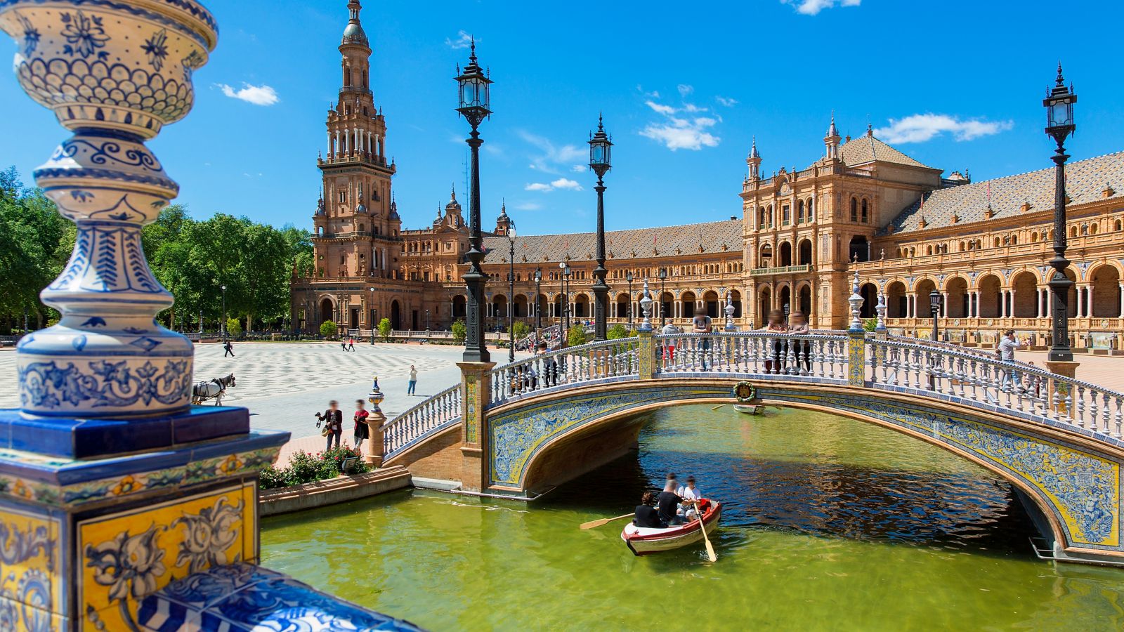 Destination Sevilla - Spain
