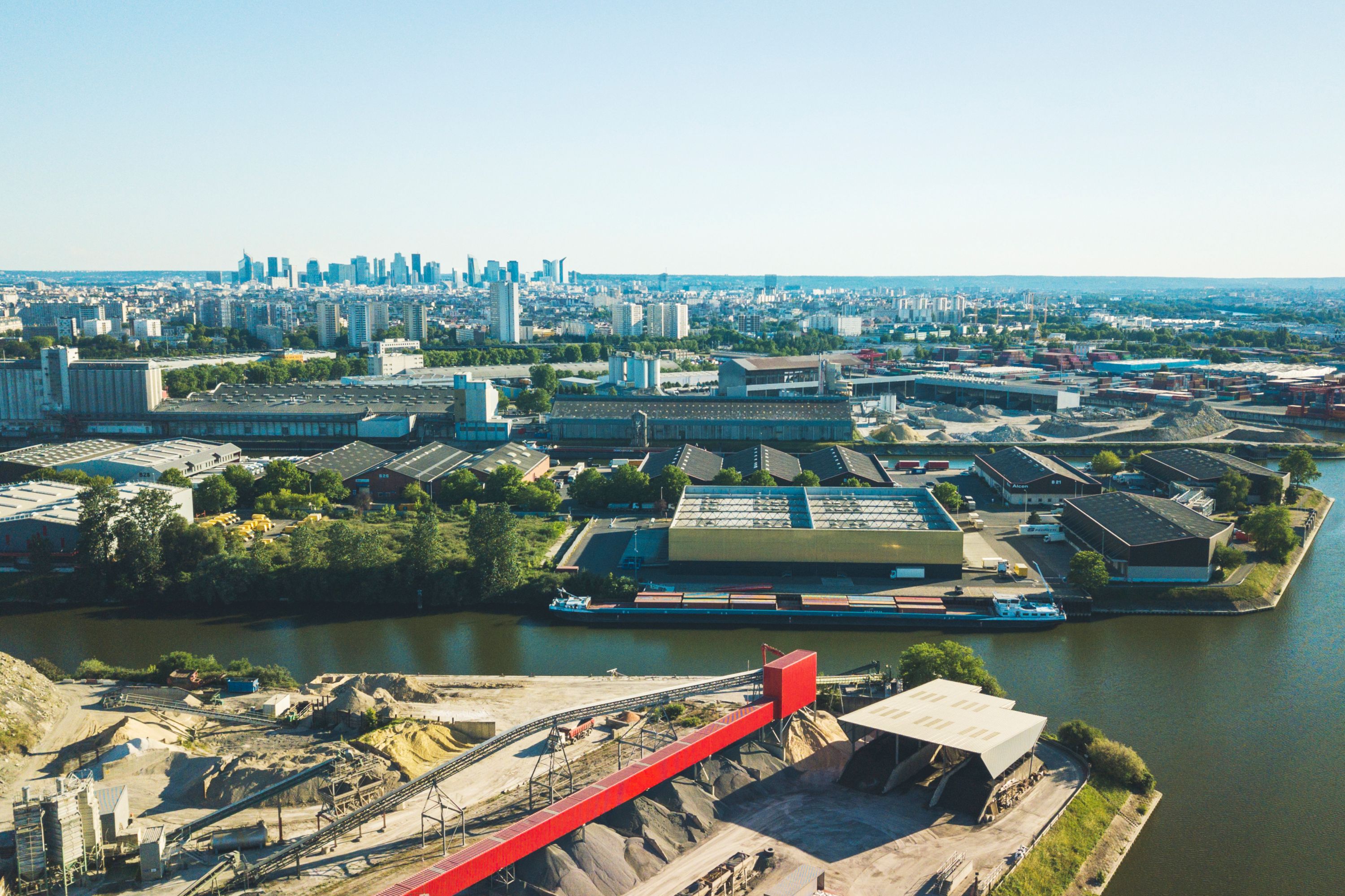 Destination Gennevilliers - France