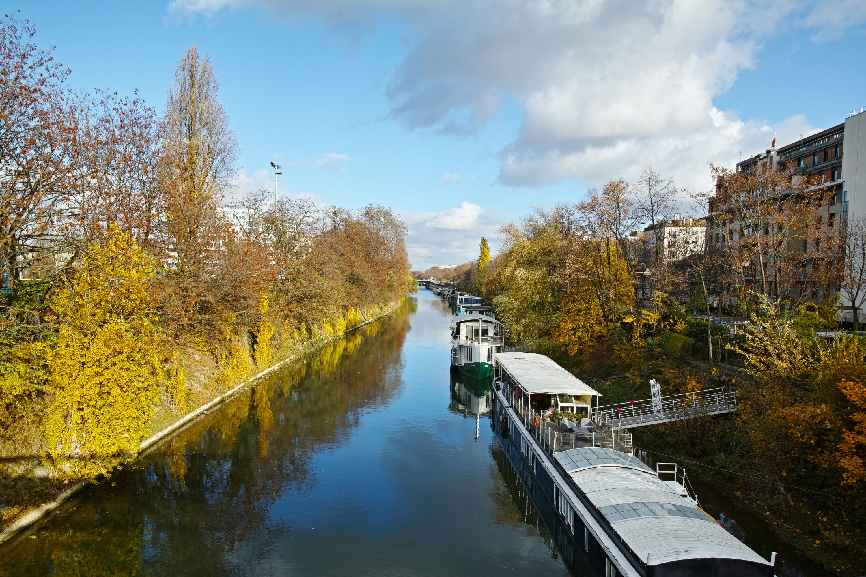 Destination Levallois Perret - France
