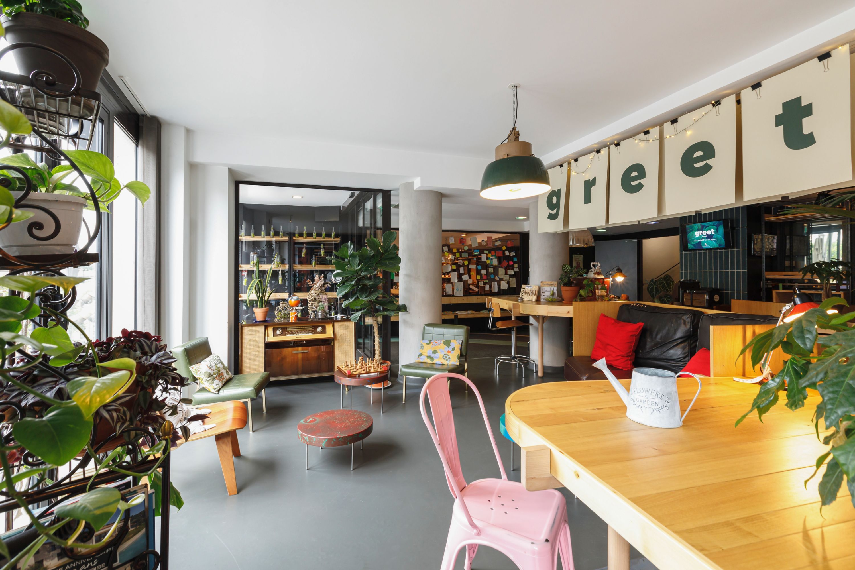 greet Lyon Confluence - France